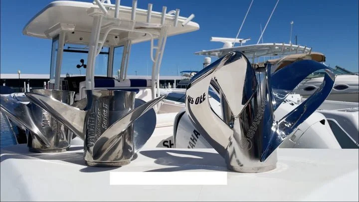 Sharrow Propeller on Robalo 302