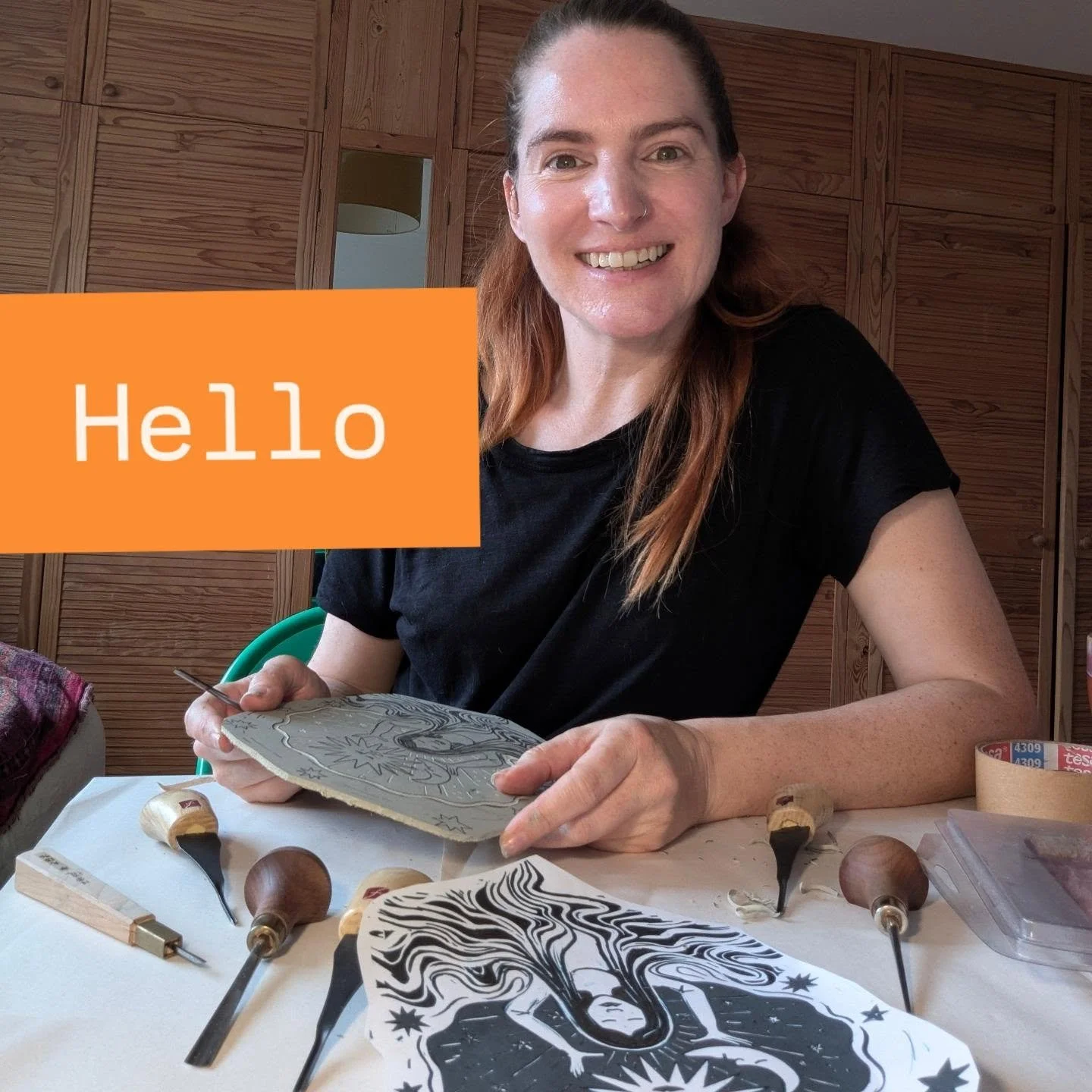 Just saying hello to new followers, and hello again to my older ones!

I've just relocated from Chippenham down to Dawlish in Devon. It's a big change, getting used to a new town and house, plus I knew so many people and friends in Chippers - so it's