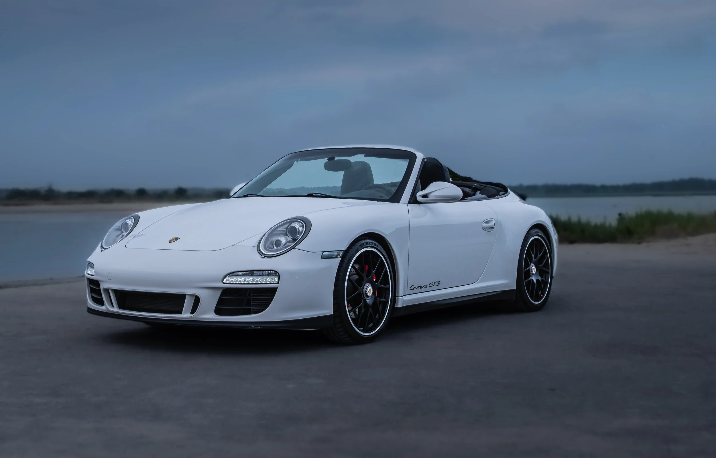 Front 3-4  GTS - Copy.jpg