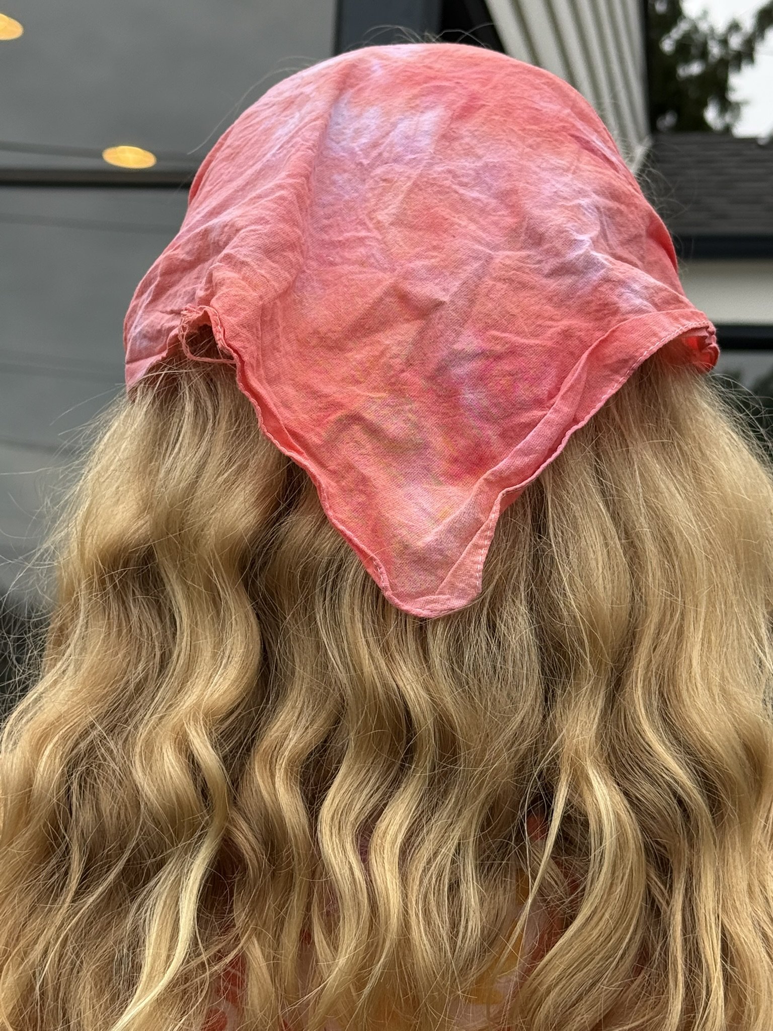 Red rosett bandanna