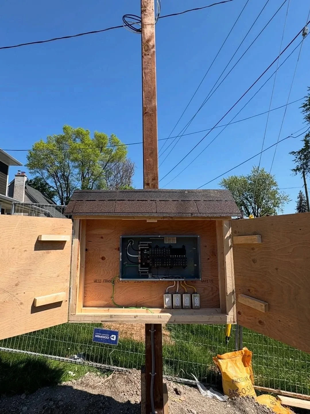 Rometta Electric temporary site power