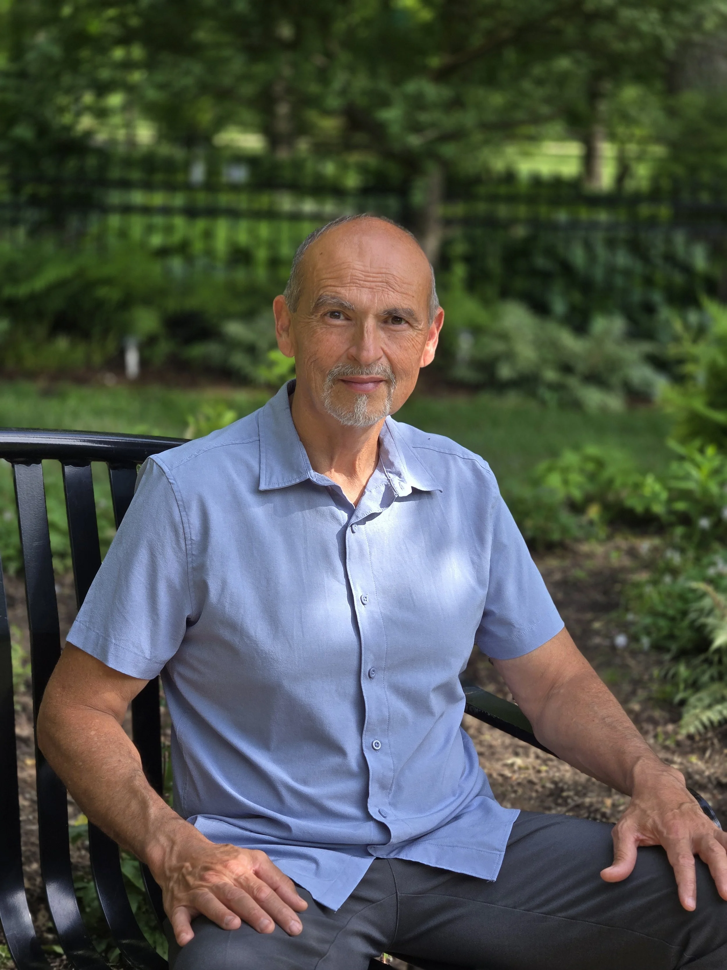 Scott Lipes TOPT Method founder and 1:1 business transformation coach helping entrepreneurs and solopreneurs identify and break through the hidden subconscious patterns blocking business growth and results