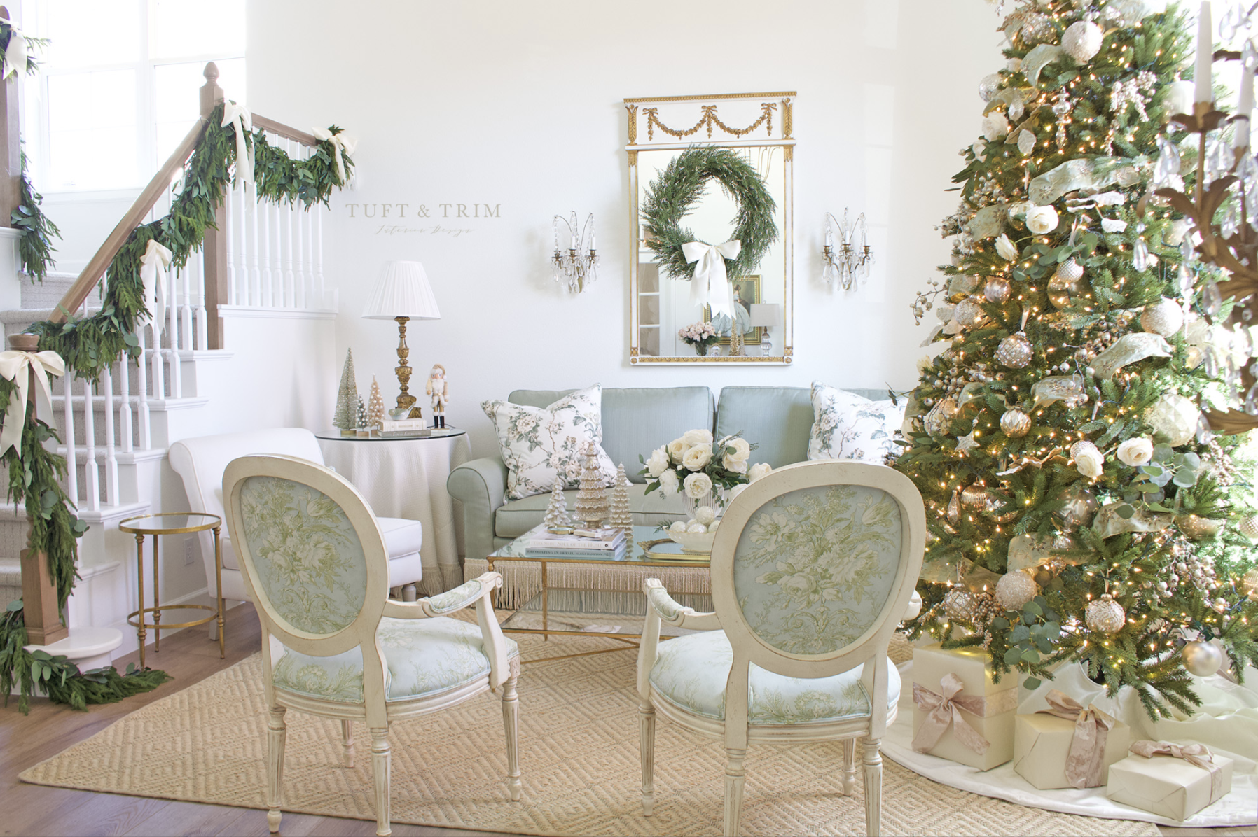 Holiday & Seasonal Decorating