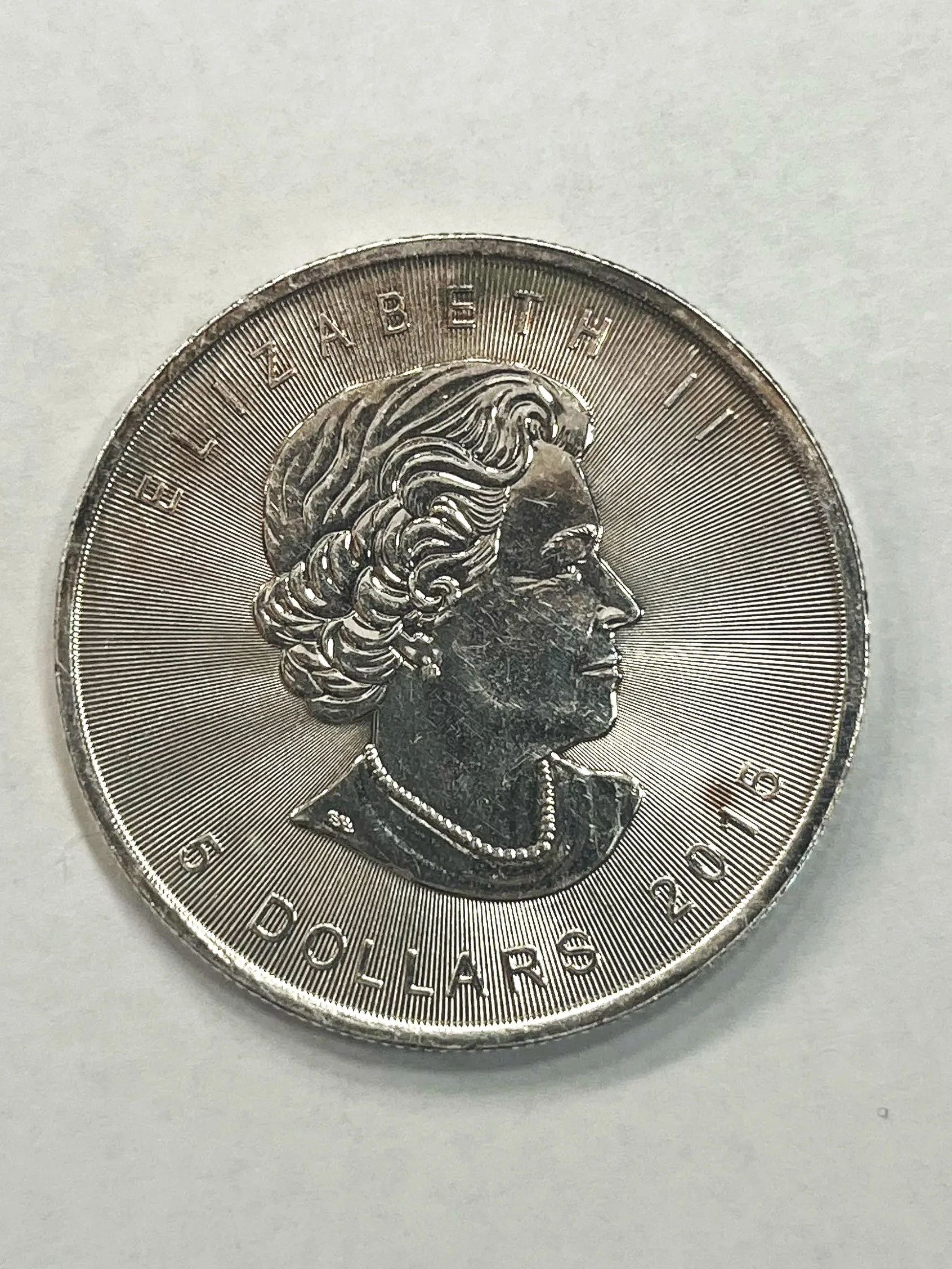 2015 Canadian Silver Maple Leaf – 1 oz .9999 Fine Silver