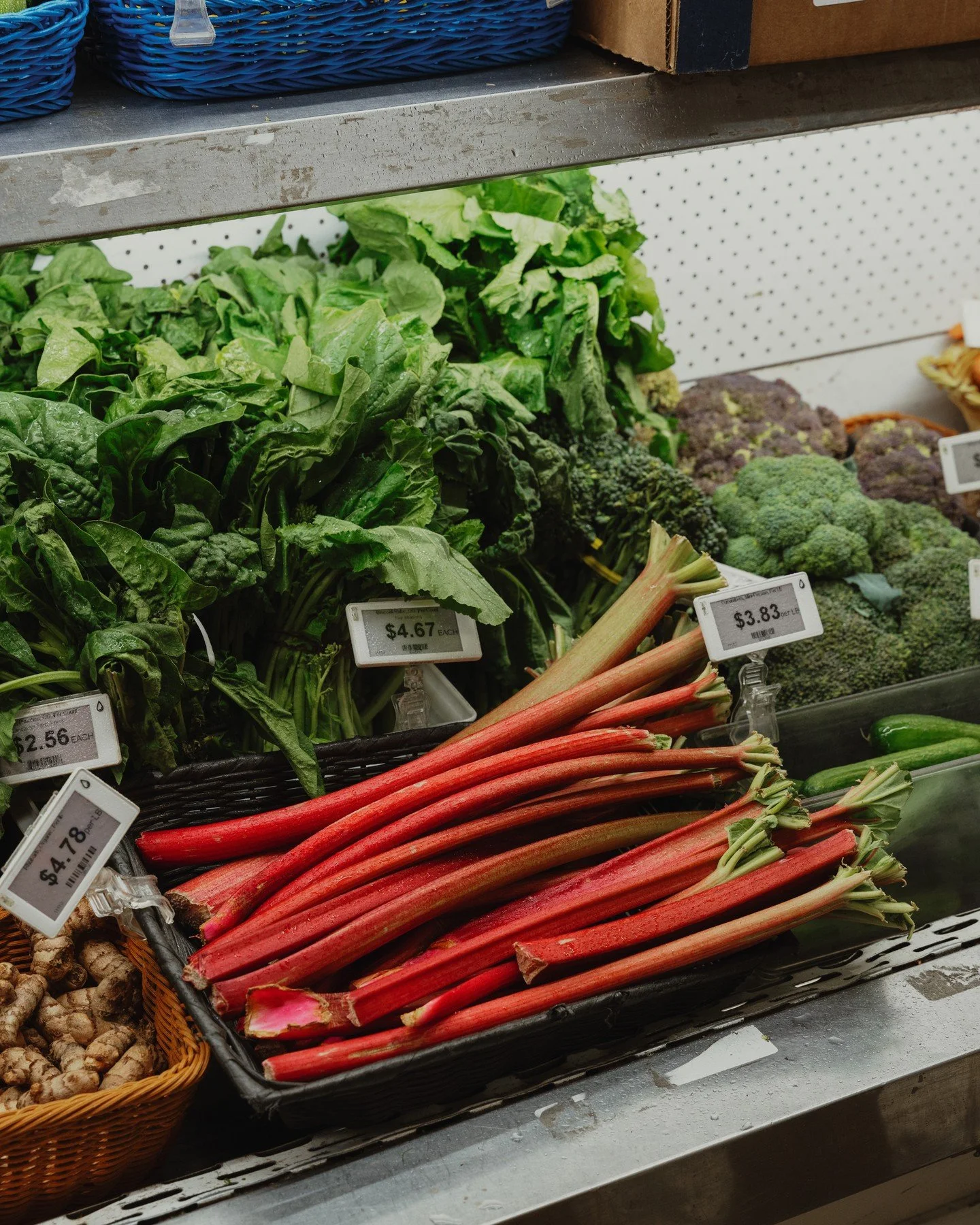 Get the last of the rhubarb while it's here! Perfect to pair with our farm fresh strawberries for a mid summer strawberry rhubarb pie. 🥧🍓 ⁠
⁠
[Images: 1. Stalks of bright red rhubarb sitting in grocery store cooler, surrounded by leafy greens. 2. C