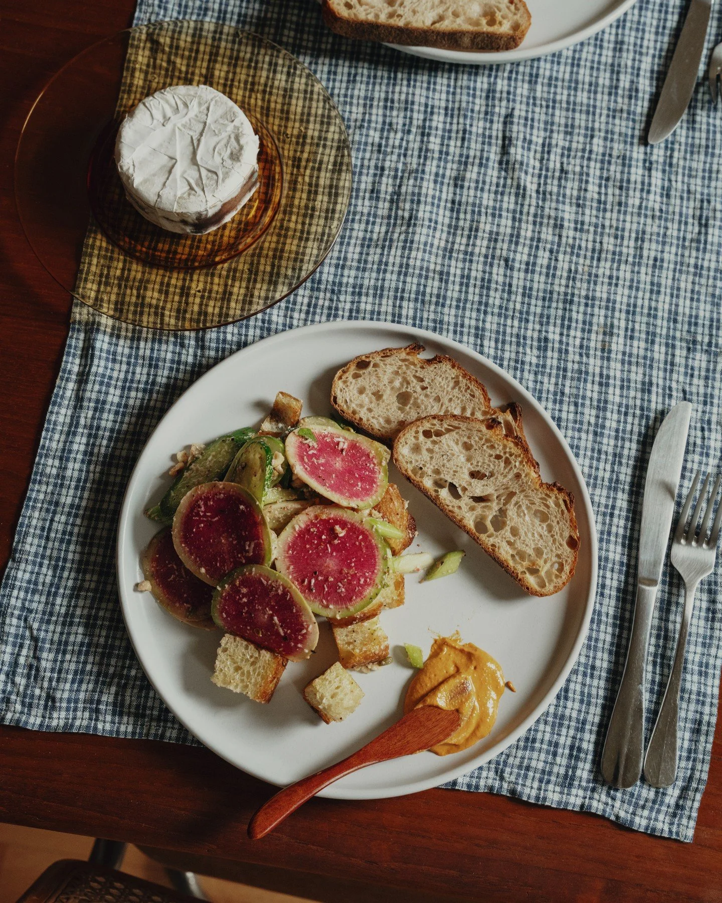 Dinner for two tonight from the Co-Op⁠
⁠
🥗 Panzenella salad with @lancasterfarmfresh quirk cucumbers, watermelon radish, and heirloom tomatoes.⁠
⁠
🧀 Homemade bread with Harbison soft ripened cheese with an earthy rind by @jasperhillfarm and a roast