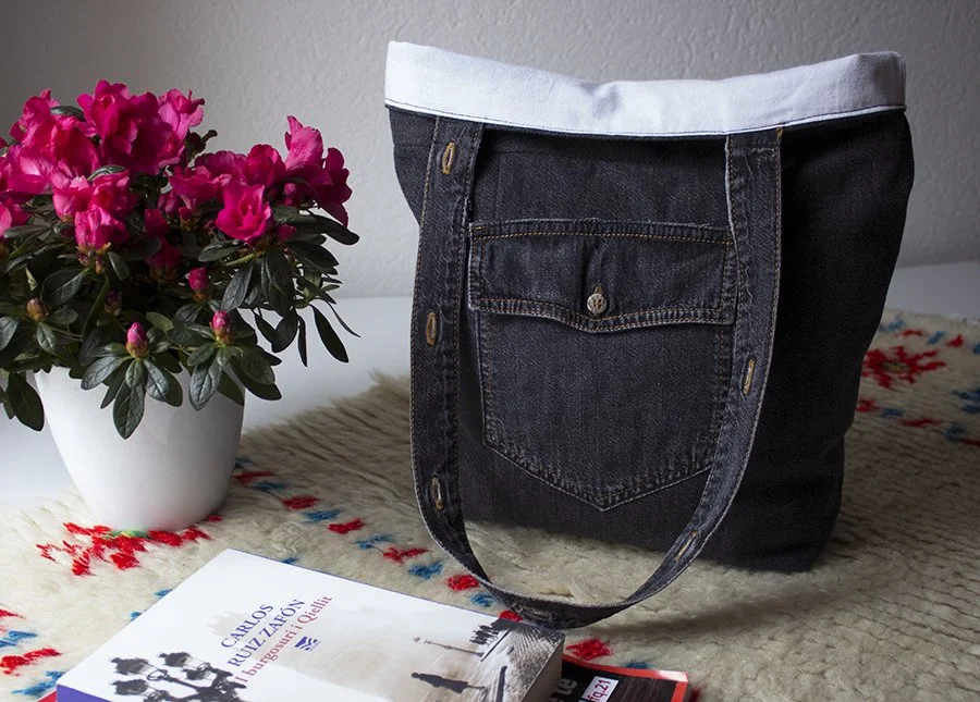 Sew a stylish, reusable tote bag while learning basic bag construction, fabric preparation, seams, and finishing techniques at Stitch & Sip.