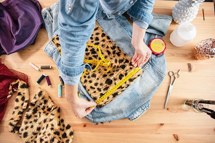 Refresh and reinvent your wardrobe in this hands-on upcycling and thrift flip workshop at Stitch & Sip, serving Henderson and Las Vegas.