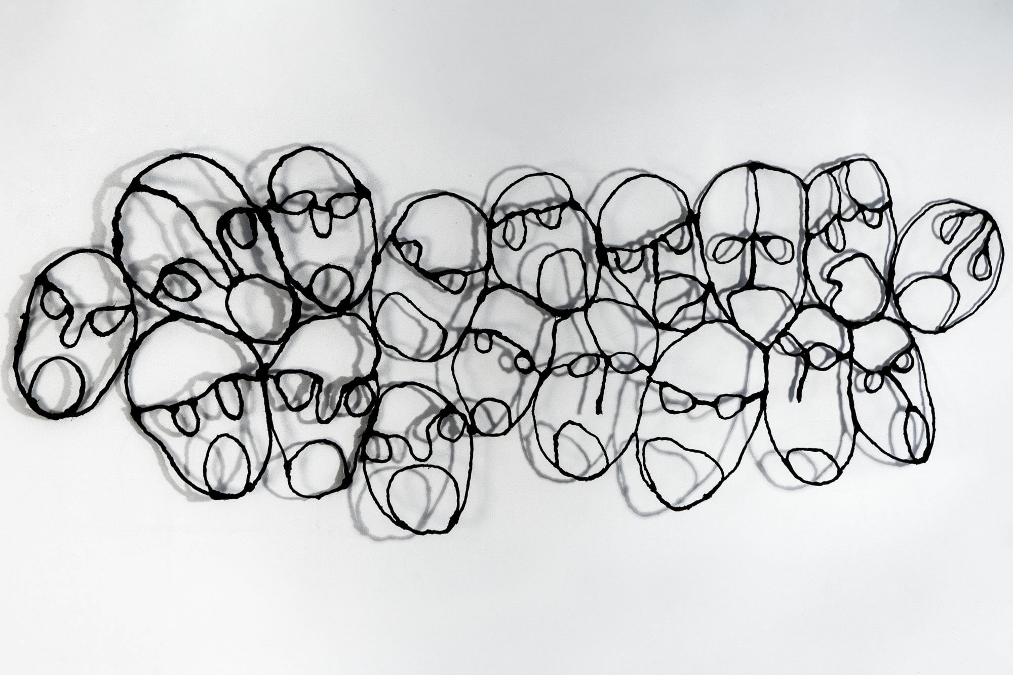  Drawing with Wire , 2019, 22x80cm