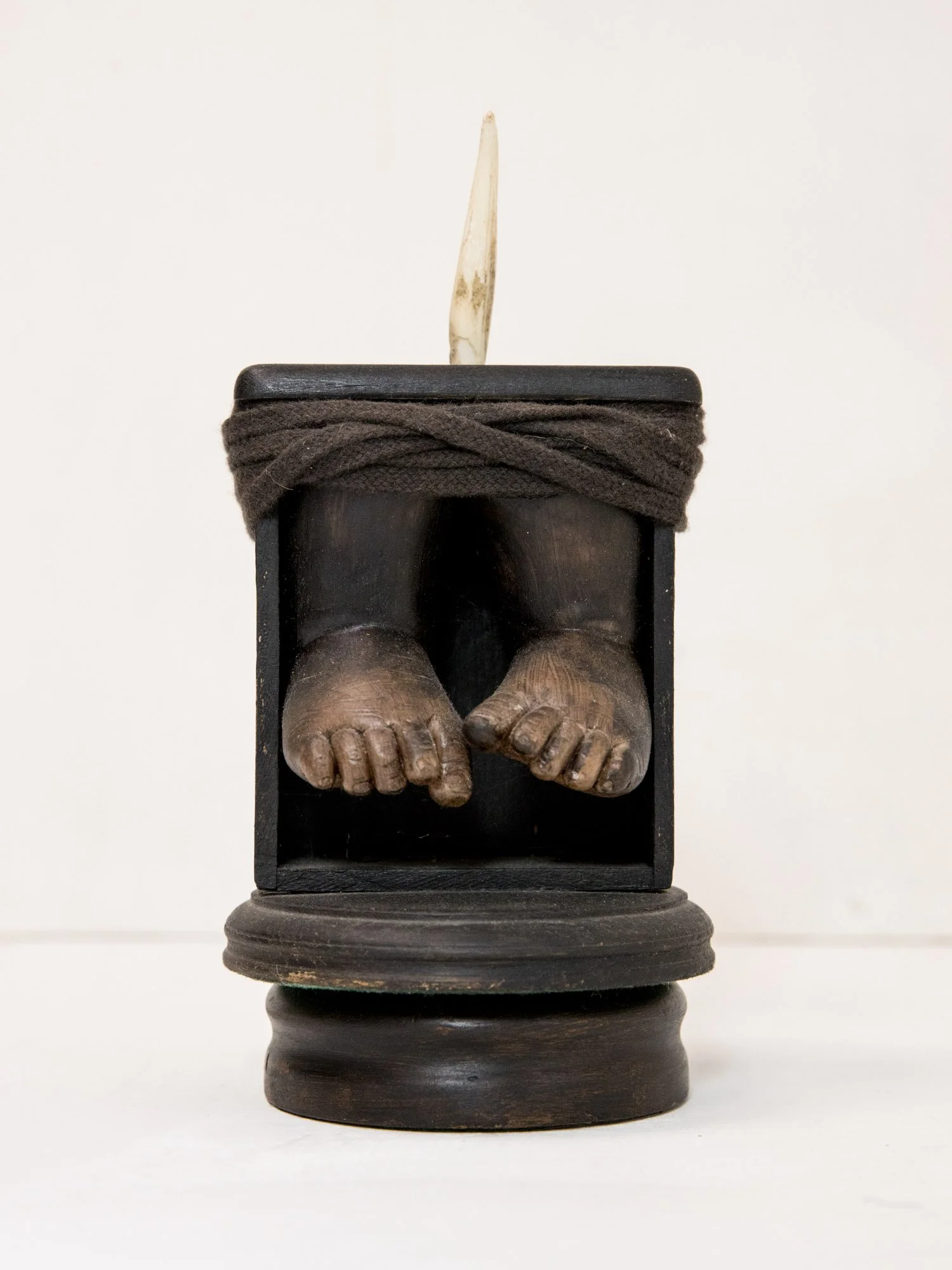  Small Feet , 2000, 21x10x7cm