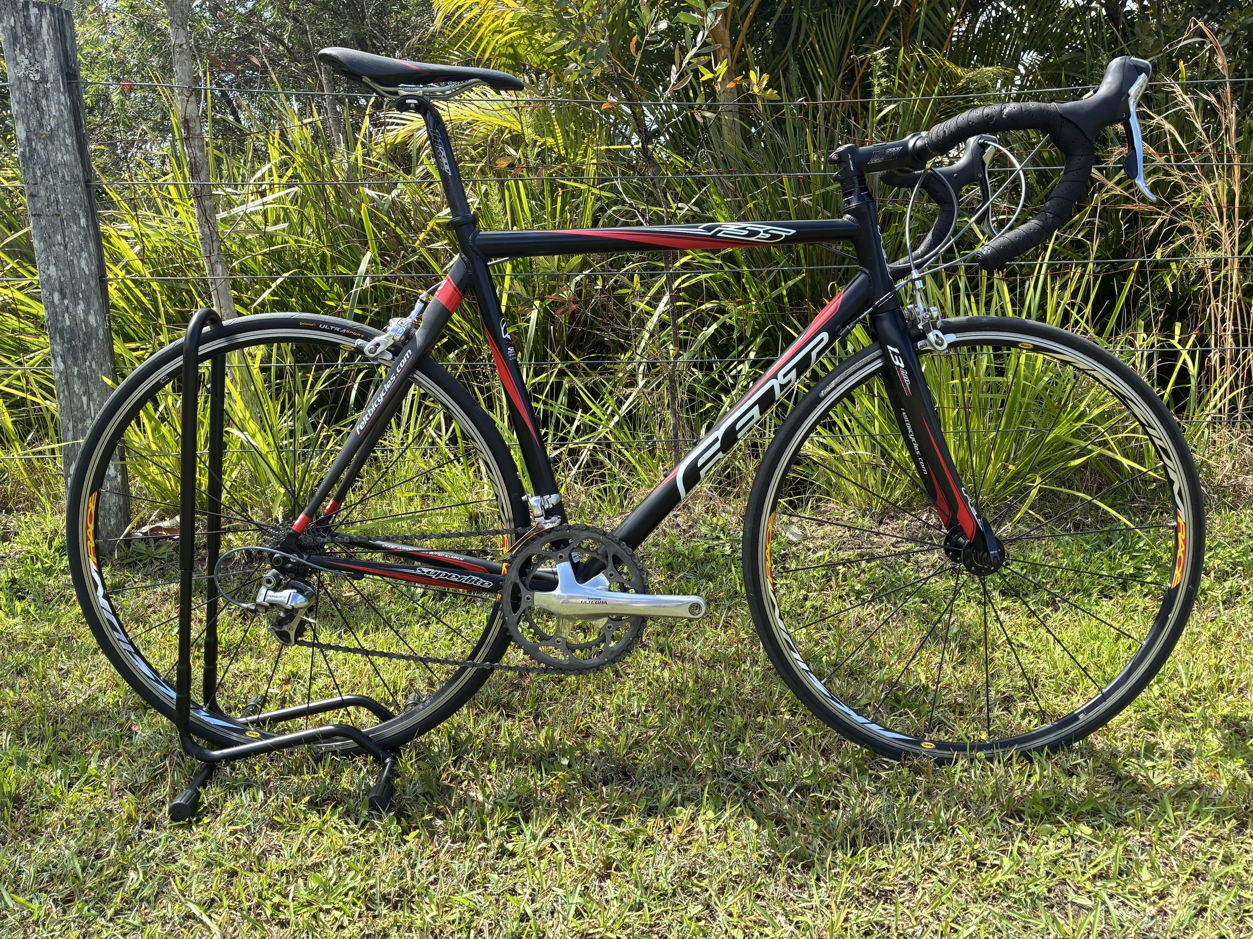 Felt F55