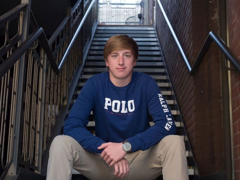 Senior 9.jpg