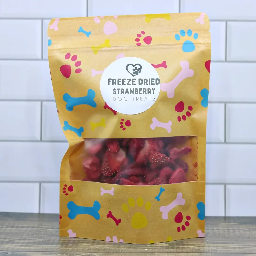 Freeze Dried Strawberry Dog Treats – Natural, Single Ingredient Healthy Pet Snacks