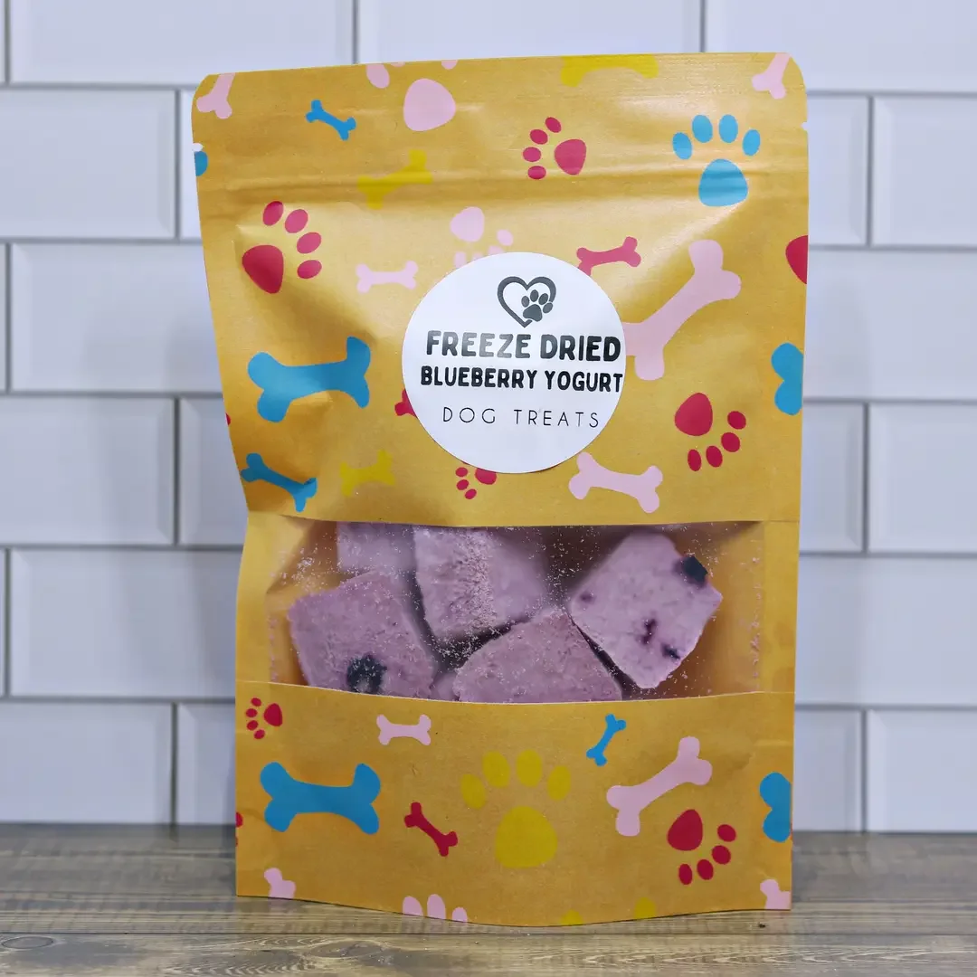 Freeze Dried Blueberry Yogurt Dog Treats – Healthy Fruit & Yogurt Snack