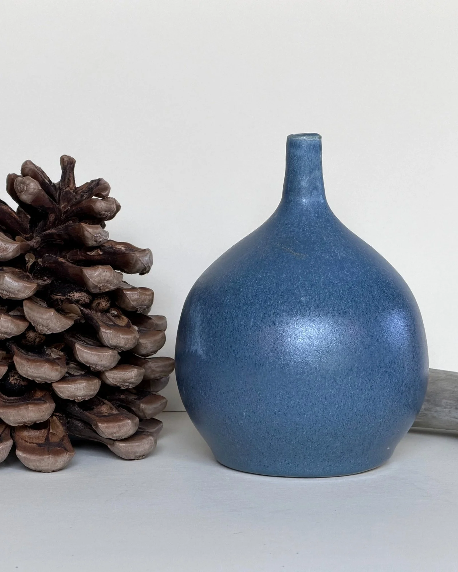 dusty-blue-bud-vase-02-alternate-front.jpg