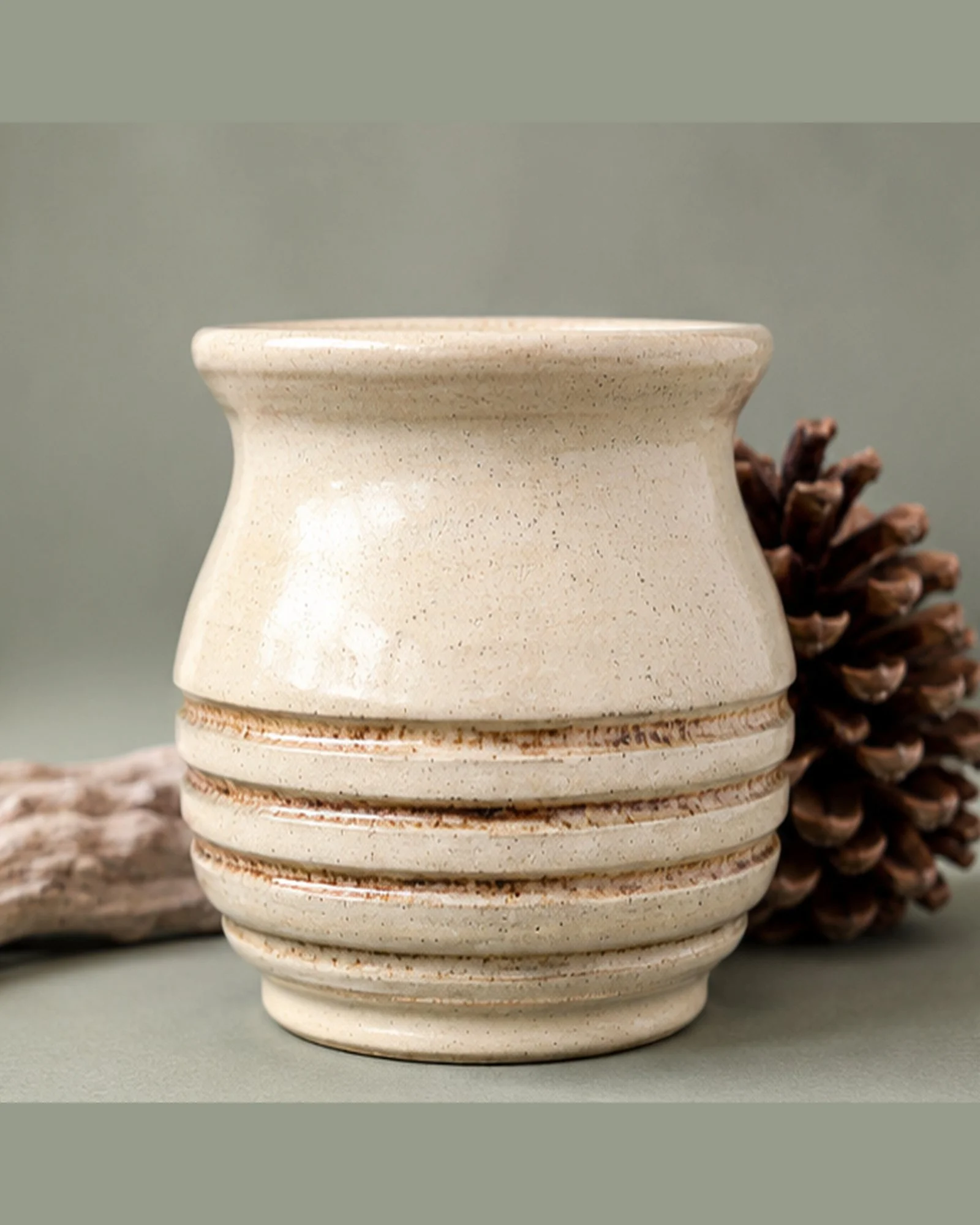 speckled-cream-ribbed-vessel-01-front-refined.jpg