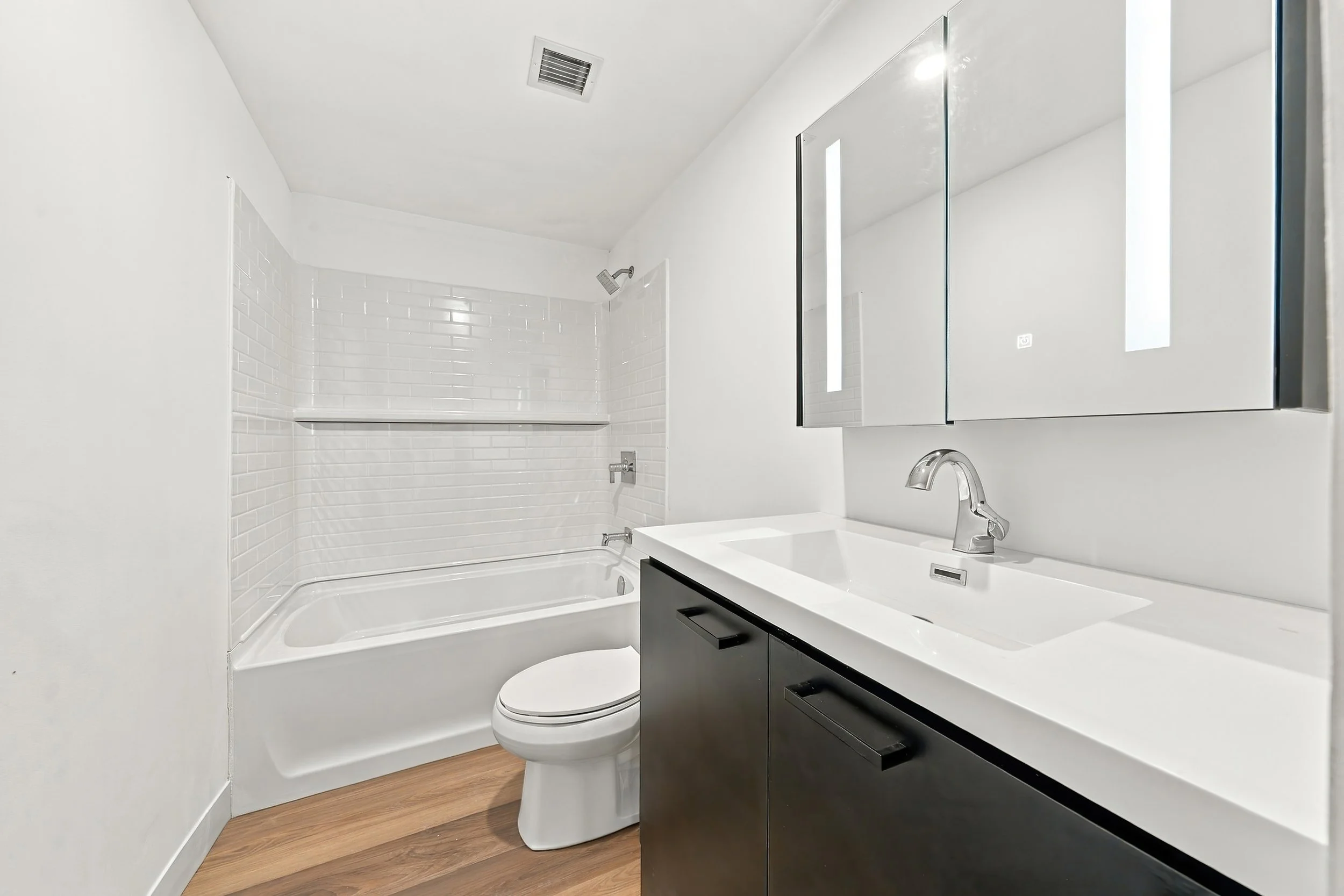 10 - 310 BED+2DEN+2BATH.jpg