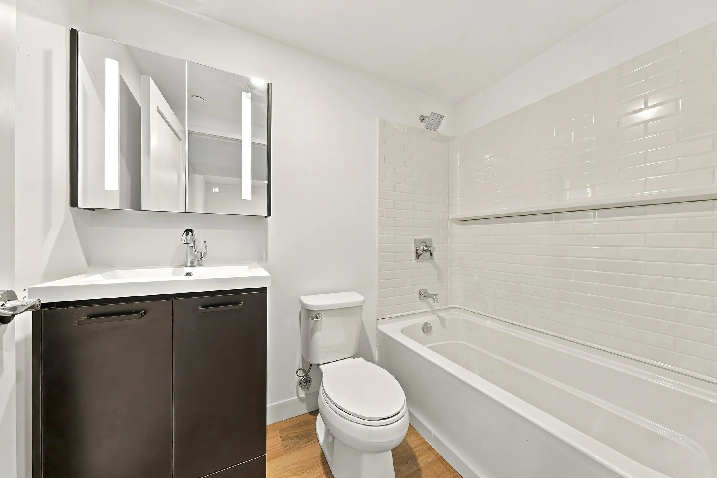 3 - 815 BED+2DEN+2BATH.jpg