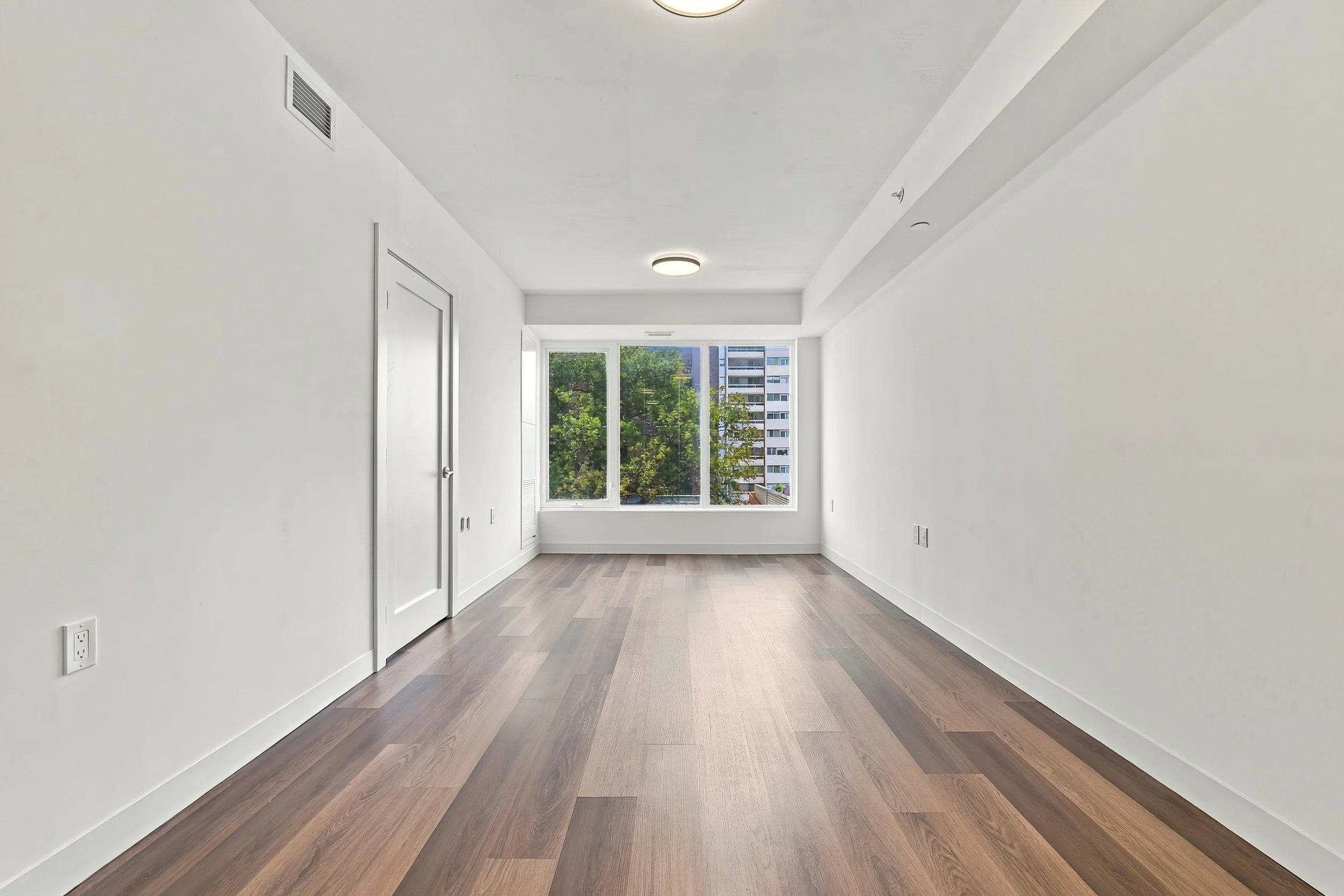 9 - 309 BED+2DEN+2BATH.jpg