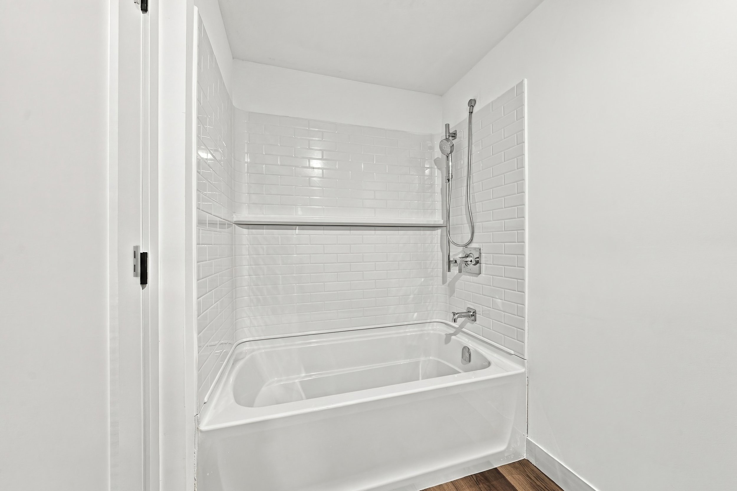 12 - 308 2BED+DEN+2BATH.jpg