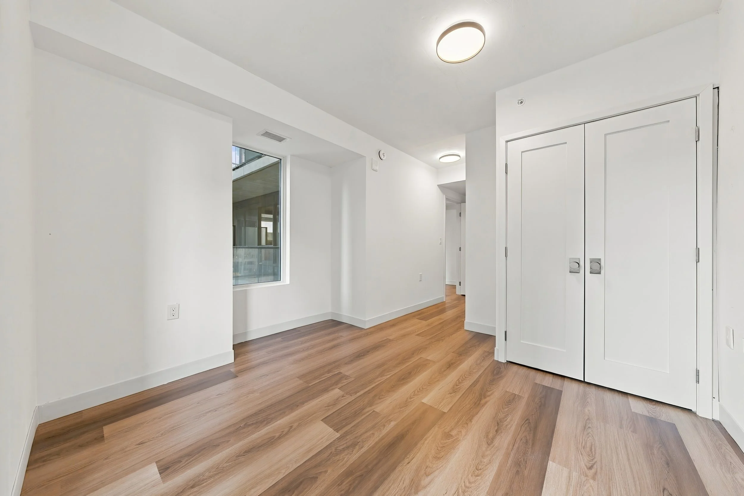 14 - 815 BED+2DEN+2BATH.jpg