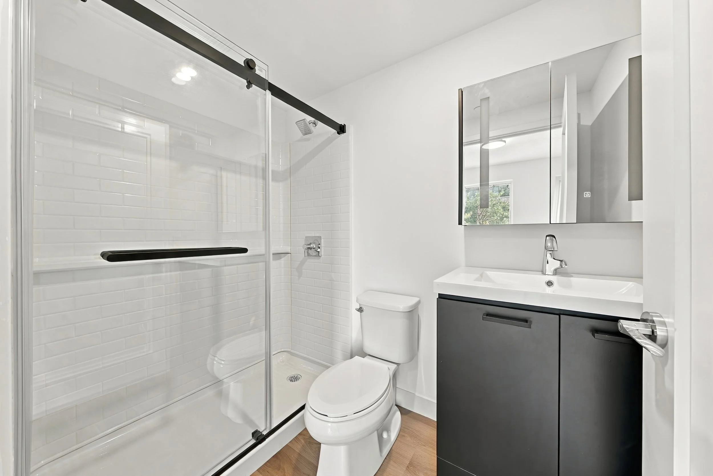 8 - 308 2BED+DEN+2BATH.jpg