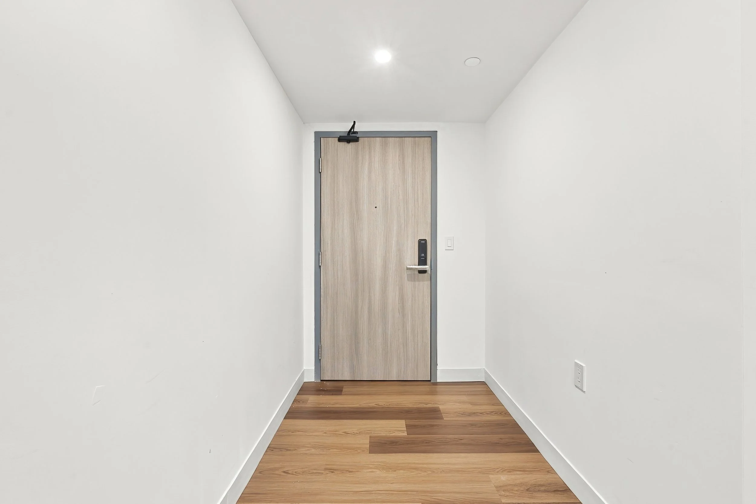 1 - 313 BED+BATH.jpg