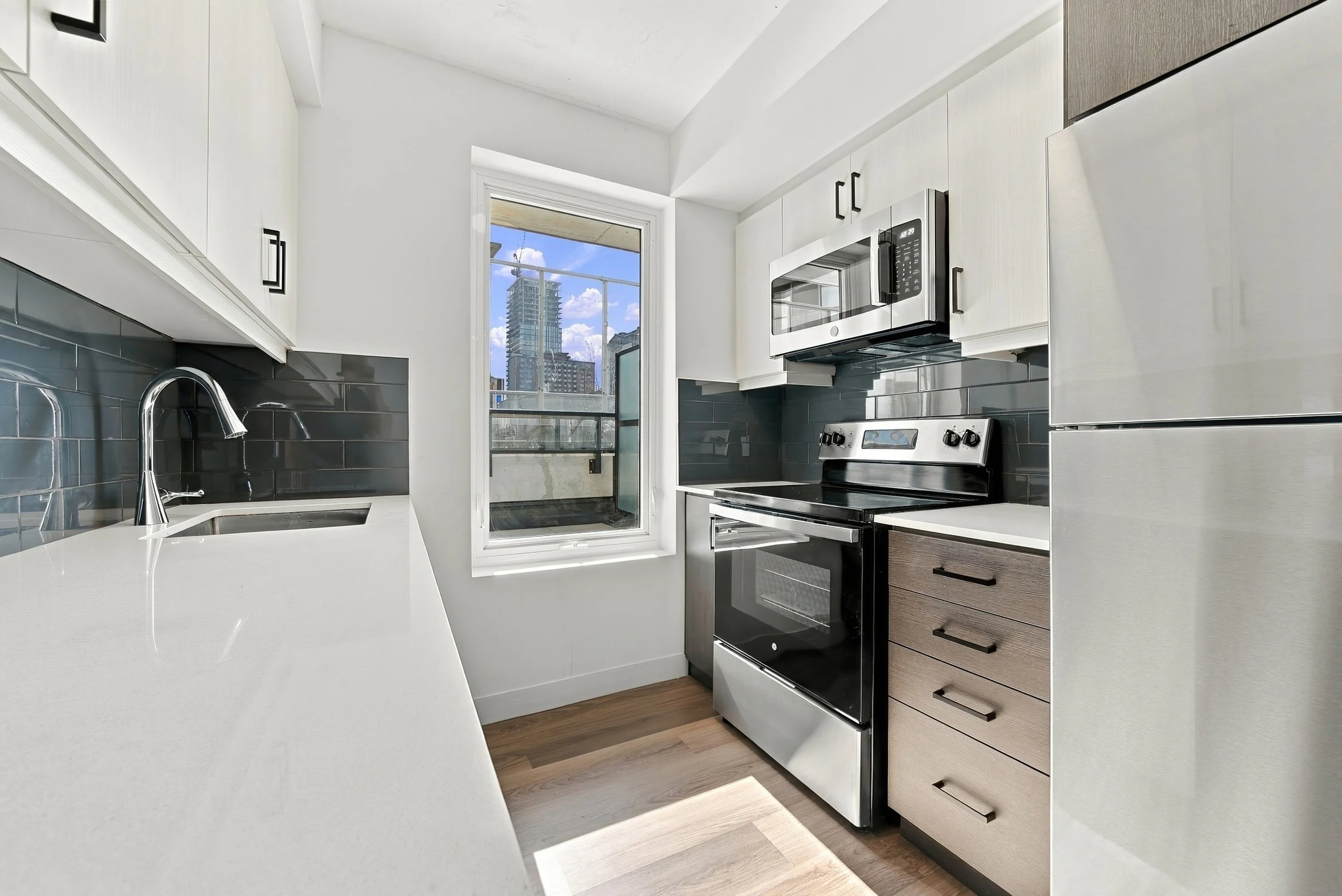 3 - 803 BED+BATH.jpg