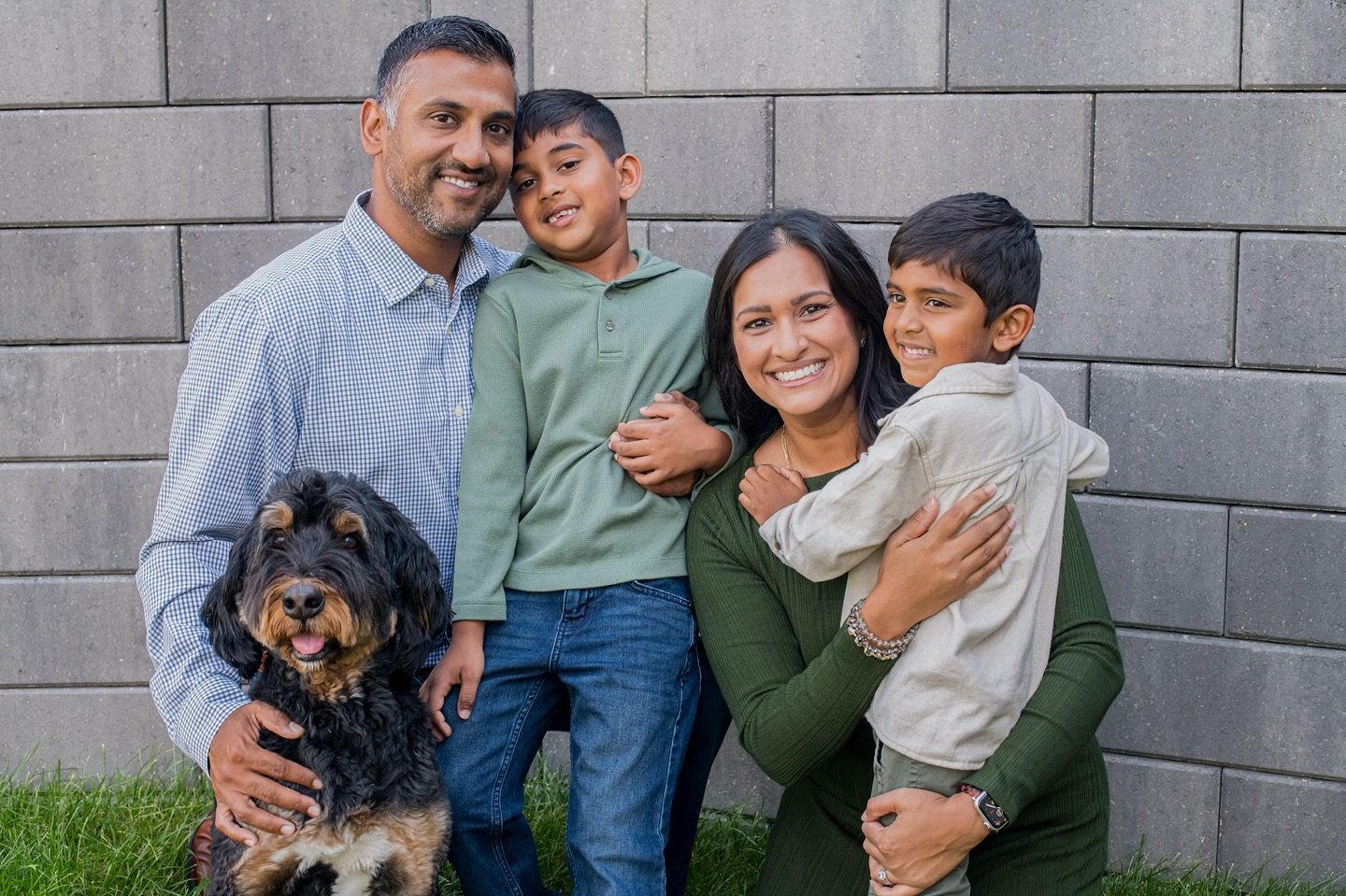 Gorgeous weather and a gorgeous family. It was a pleasure capturing such fun moments with @arthi23 and her family!