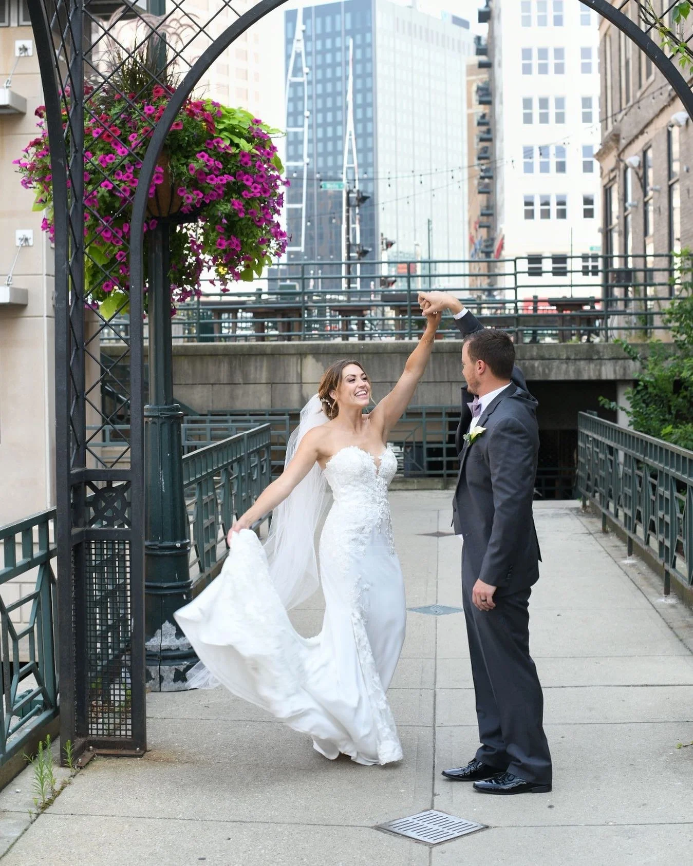 Practicing for that first dance later! 

#jadongoodphotography #goodphoto
