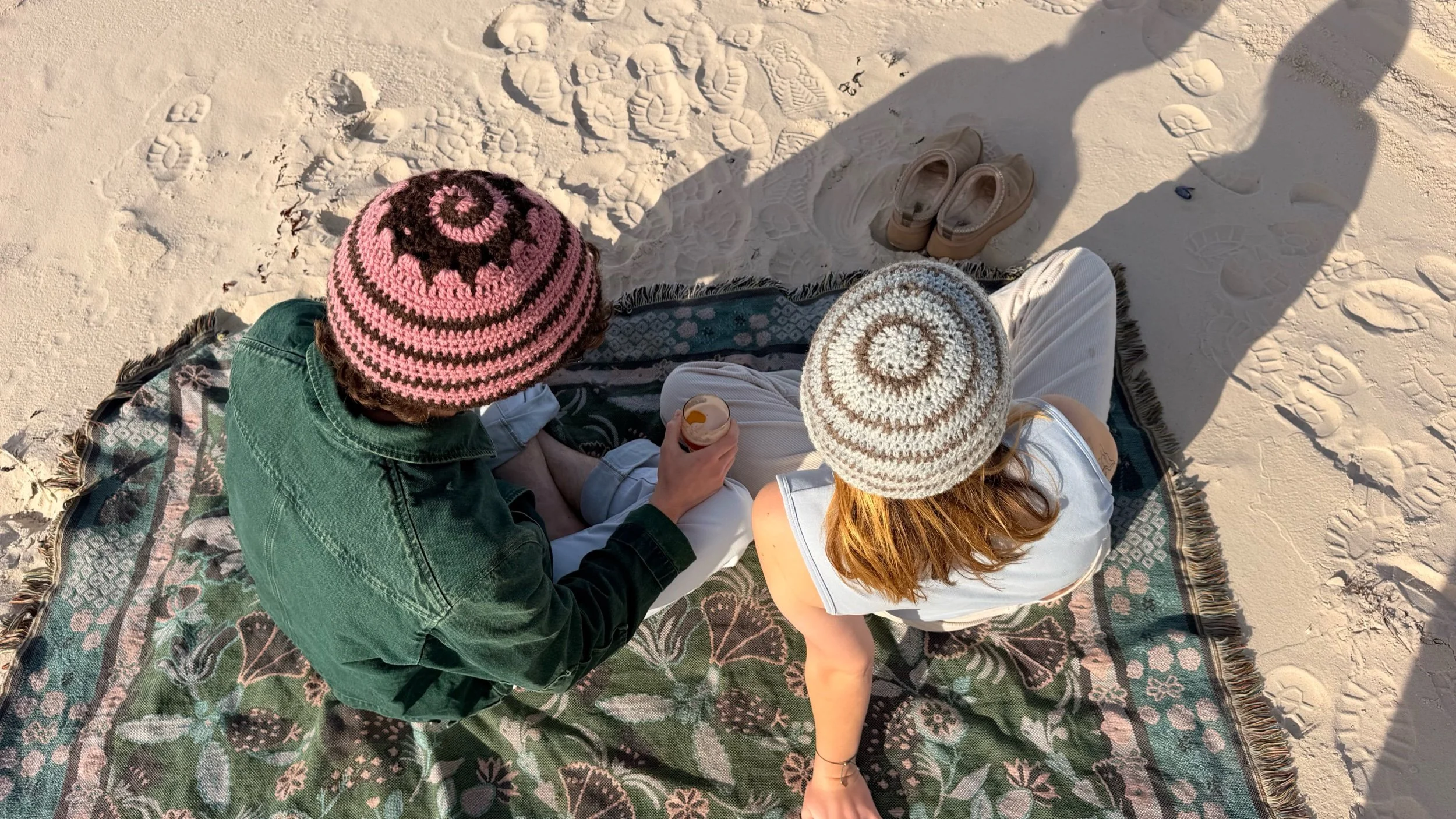 Reversible Spiral Beanie Pattern