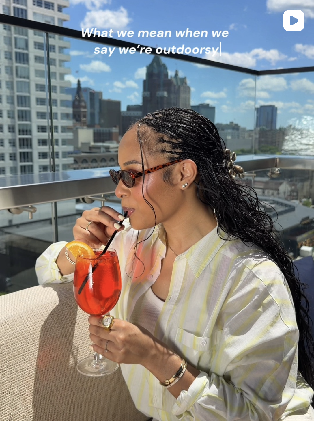 The great outdoors are calling...

Make a reservation and enjoy our patio ☀️