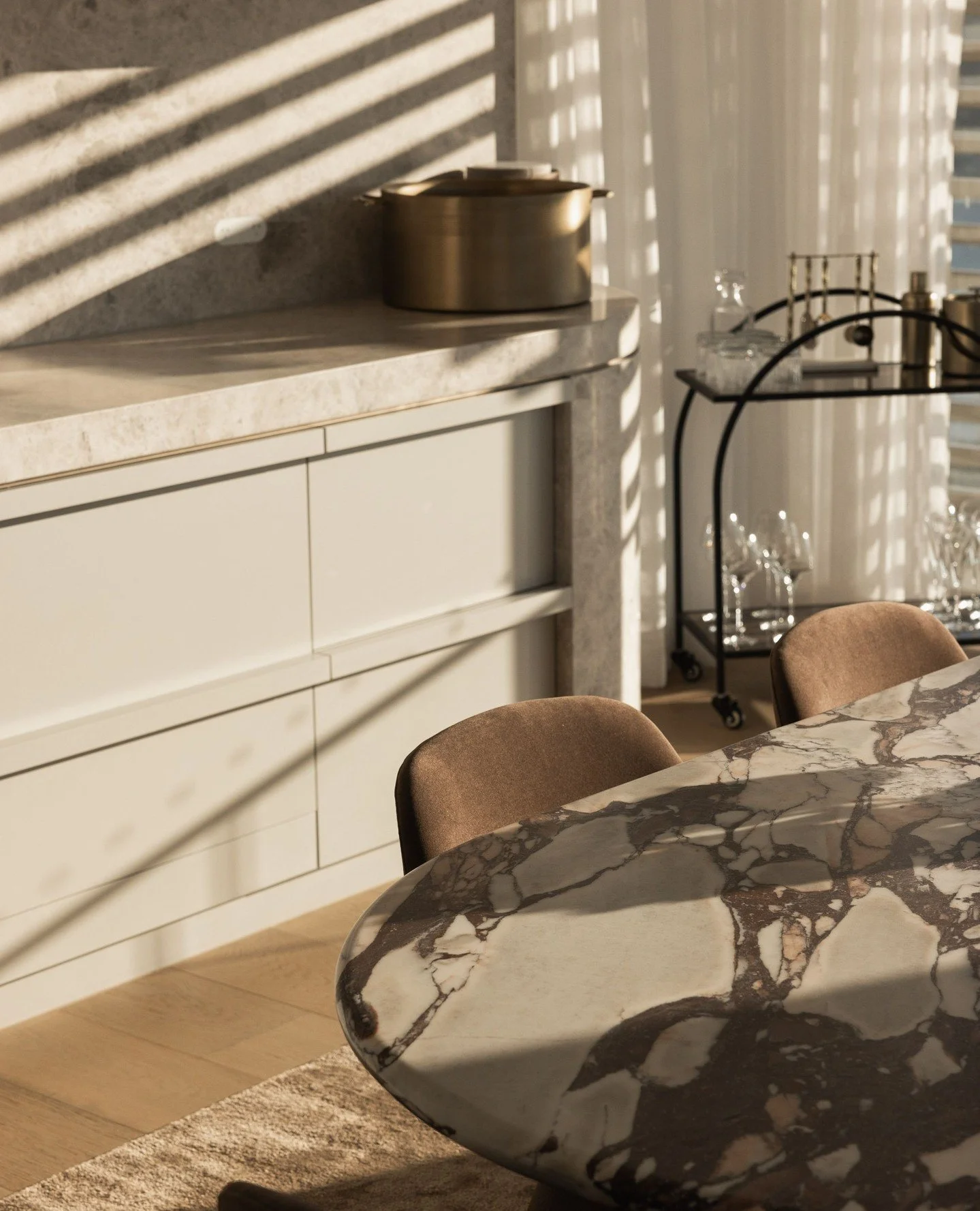 ⁠The details of Drift.⁠
⁠
Every surface in this penthouse was selected to work in conversation with the next ~ the richness of marble, sculptural bronze, the texture of limewash and the softness of linen, creating a home that reveals itself in layers