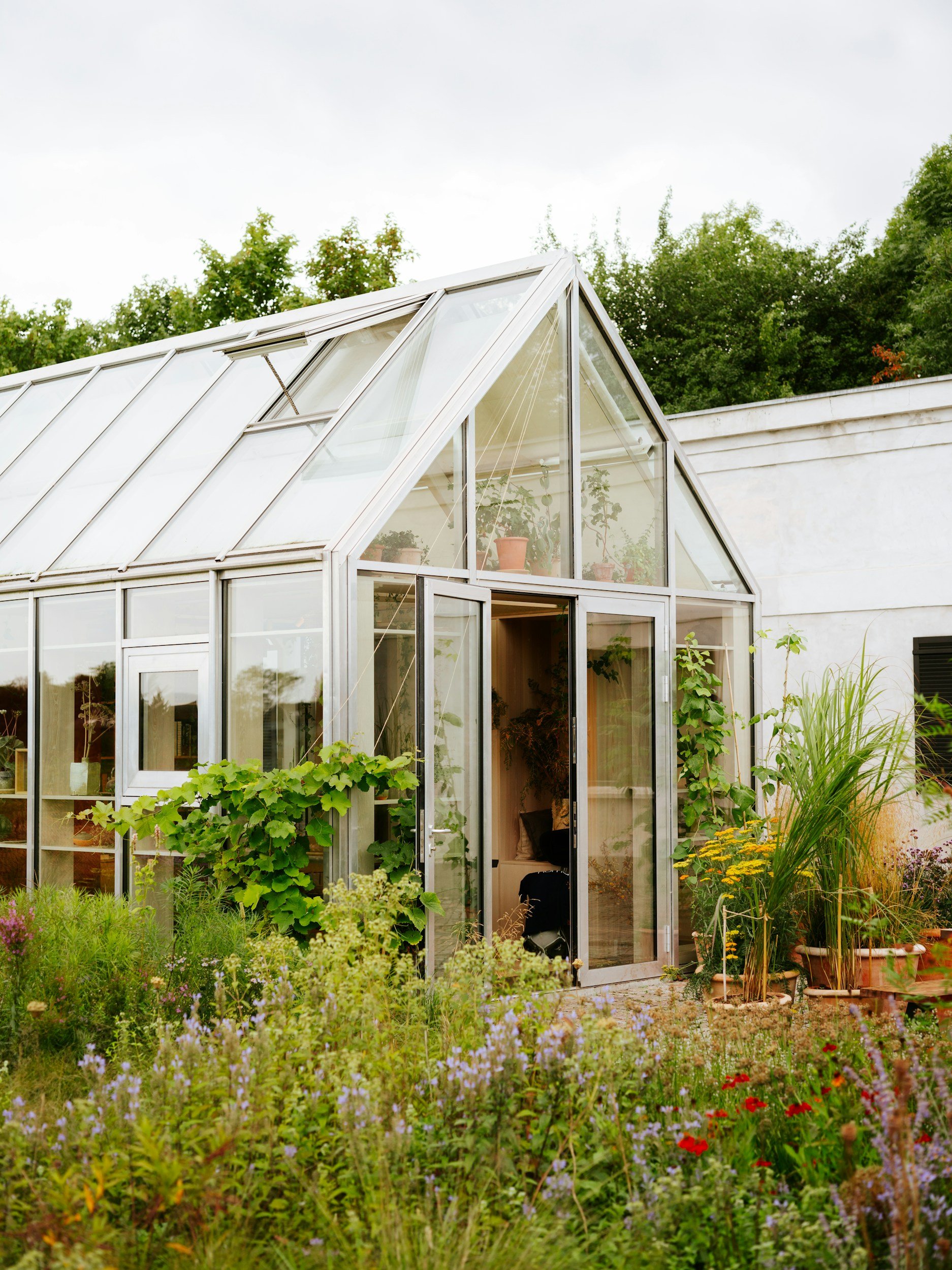Glasshouse, 3mm glass.