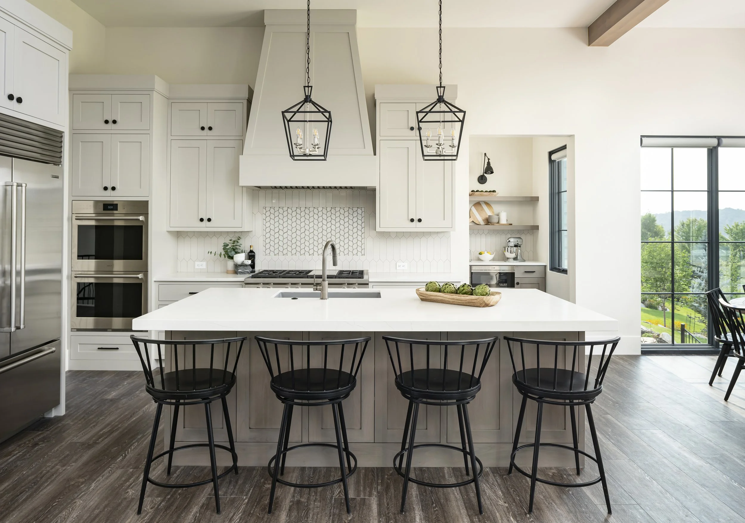 2423Kitchen.jpg