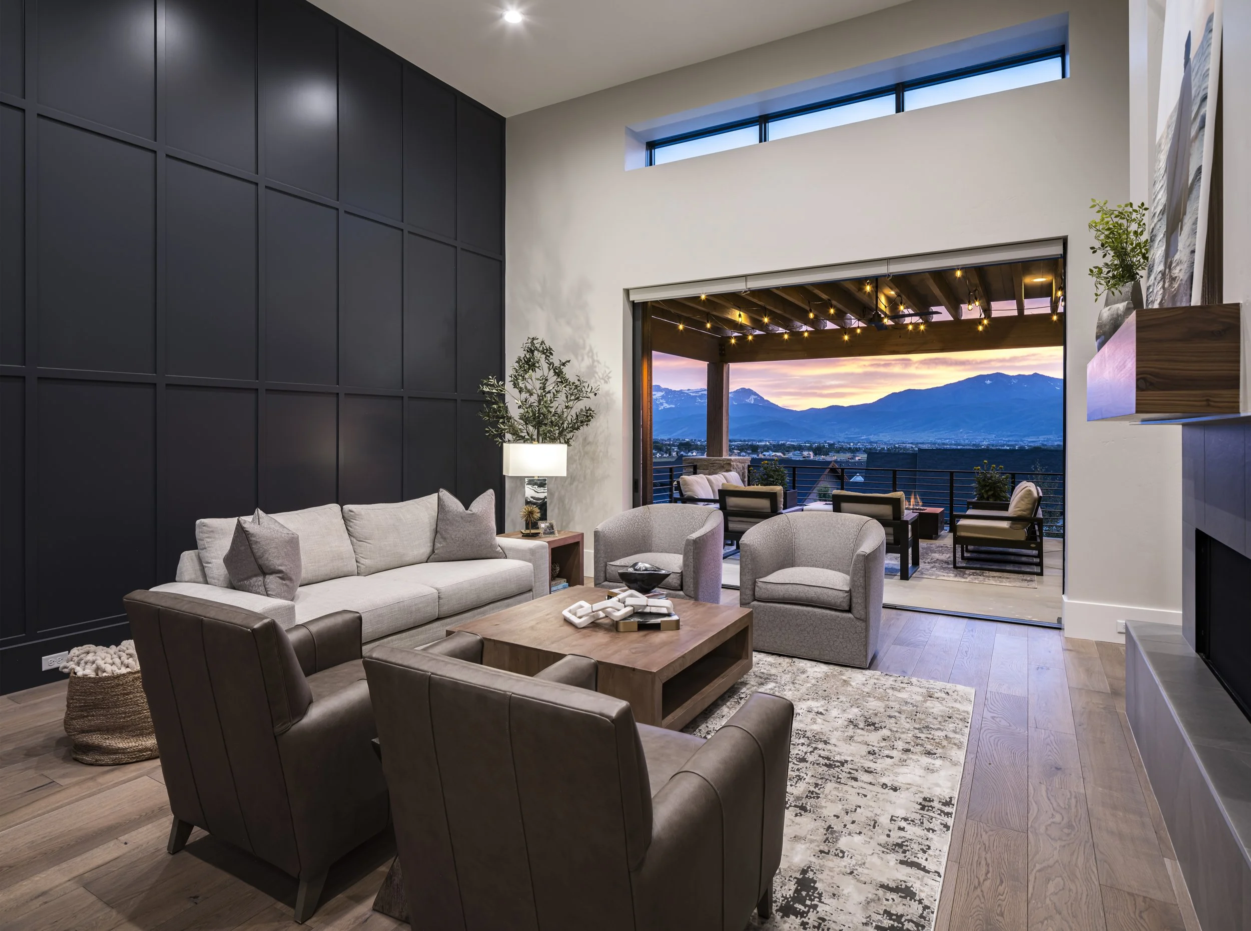 Housley_Greatroom_1481.jpg