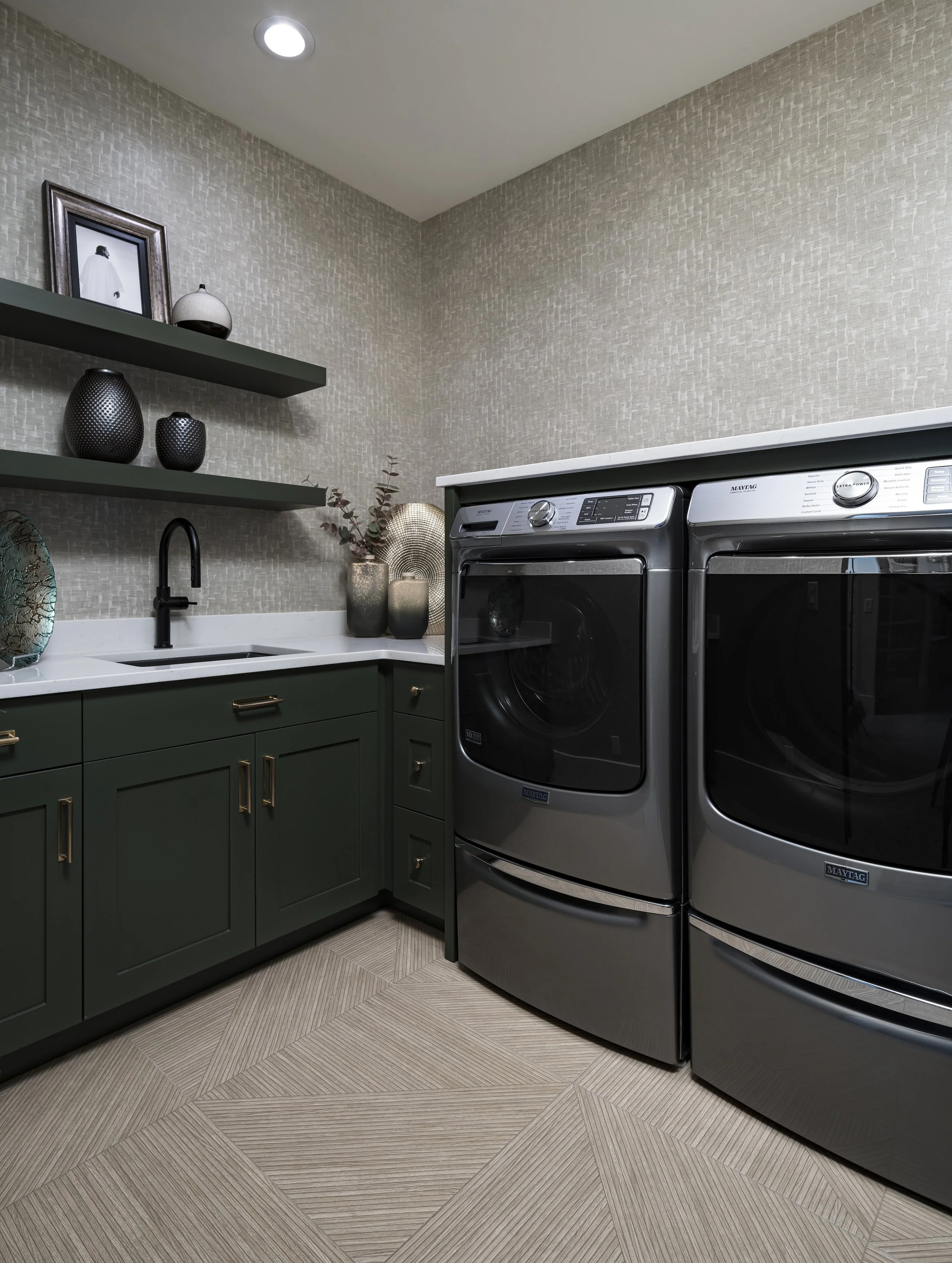 Housley_Laundry_1241 copy.jpeg