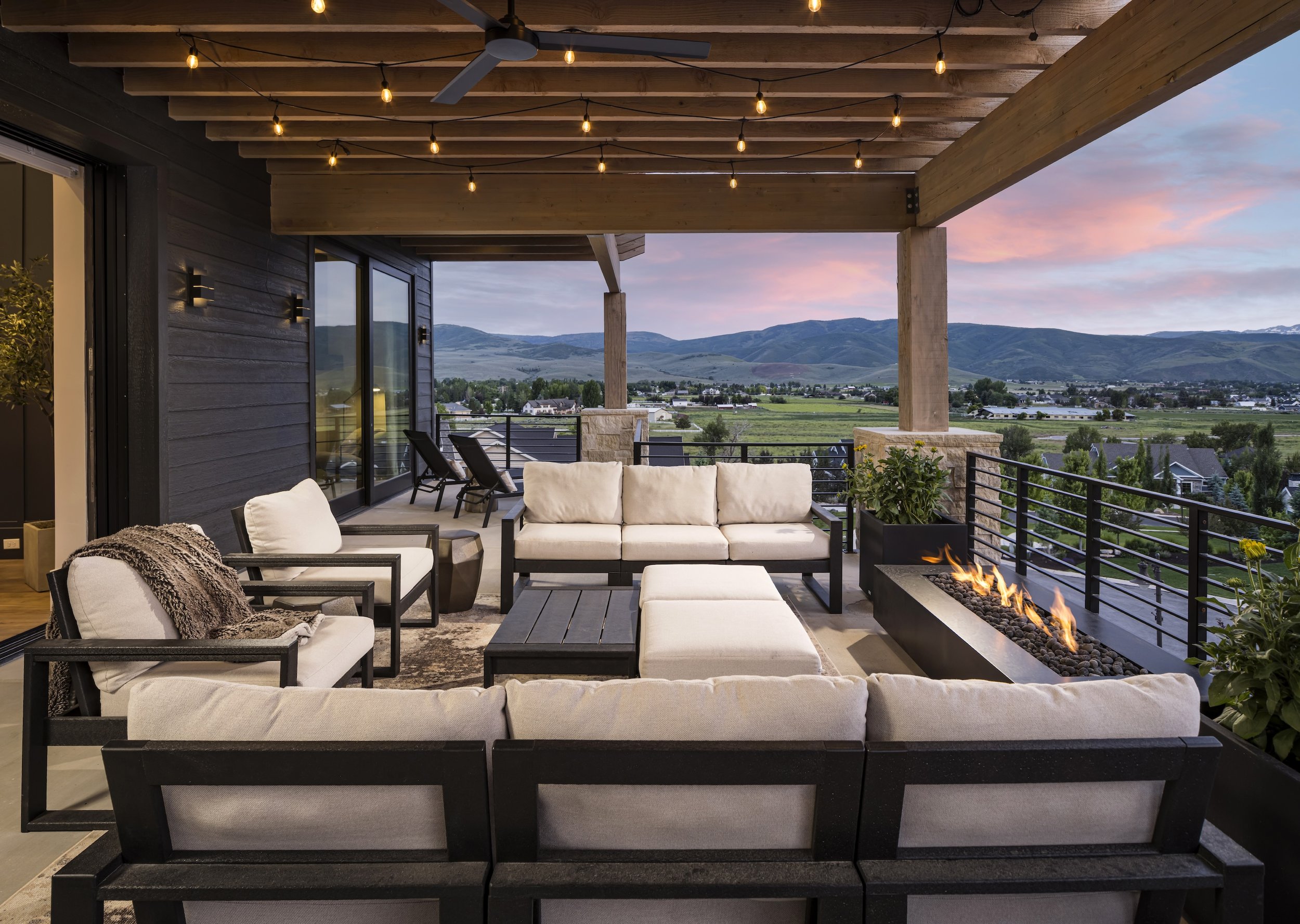 Housley_Patio_1461 copy.jpeg