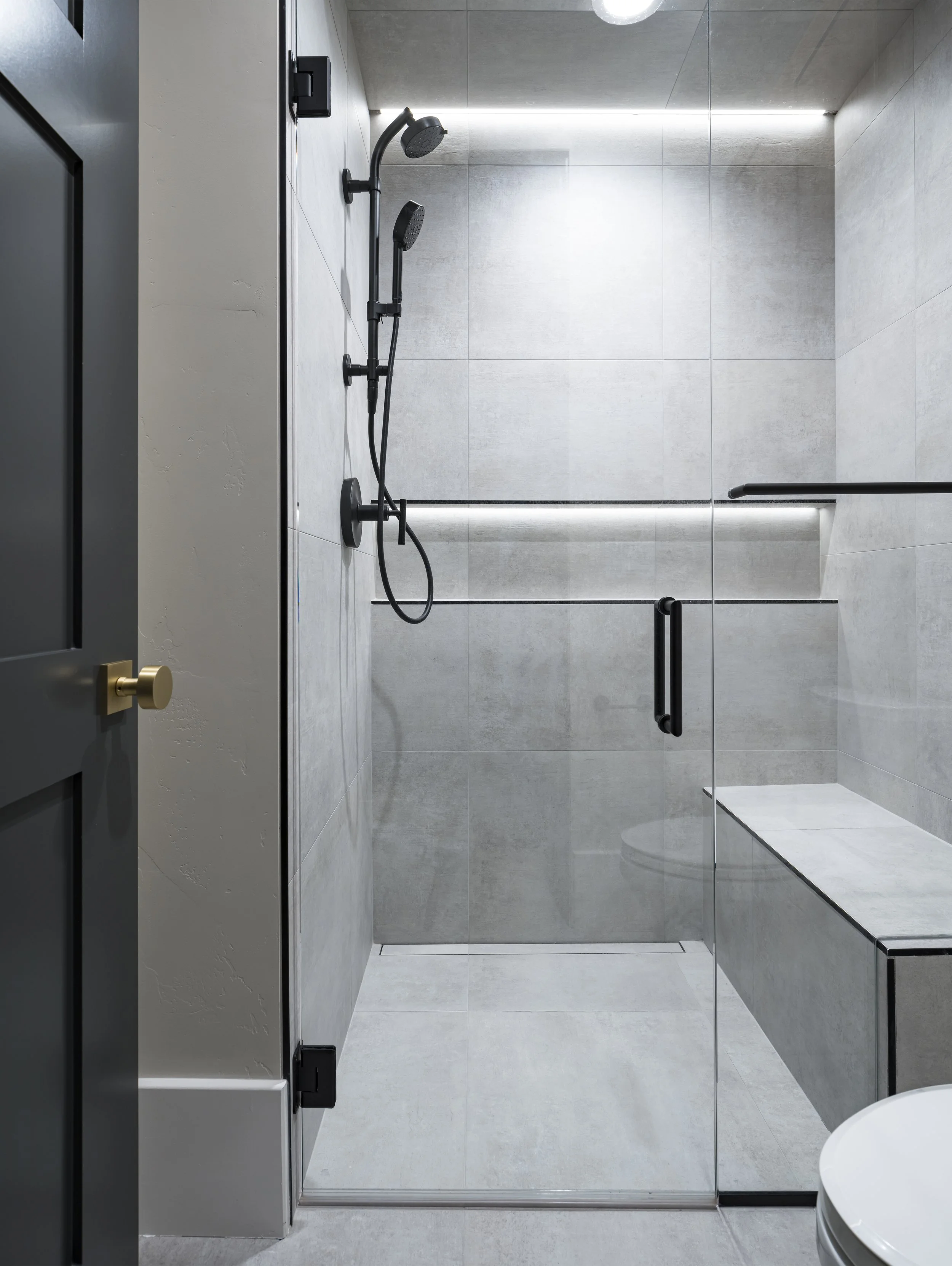 Housley_Shower_1216.jpg