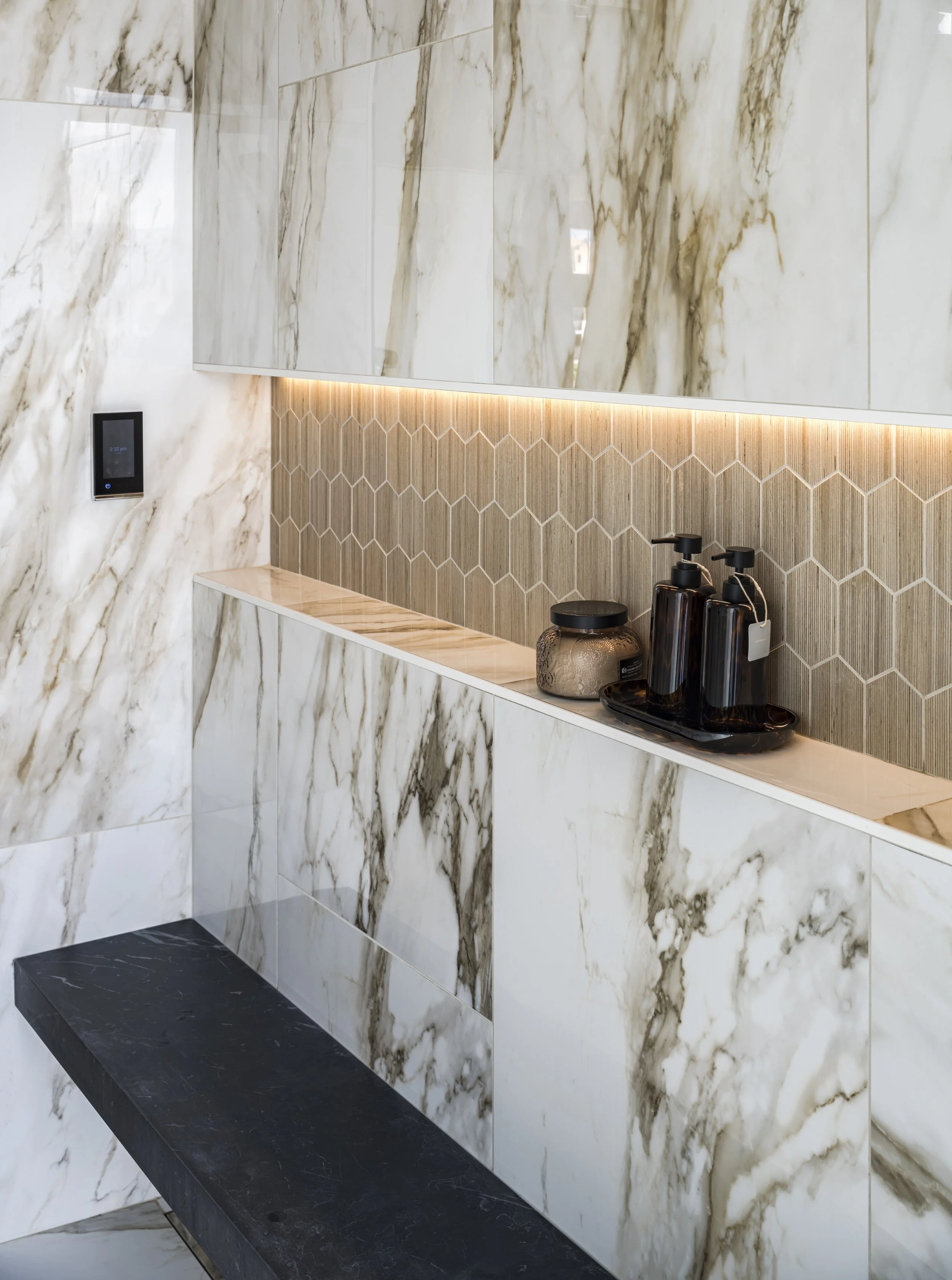 Housley_PShower_1280.jpg