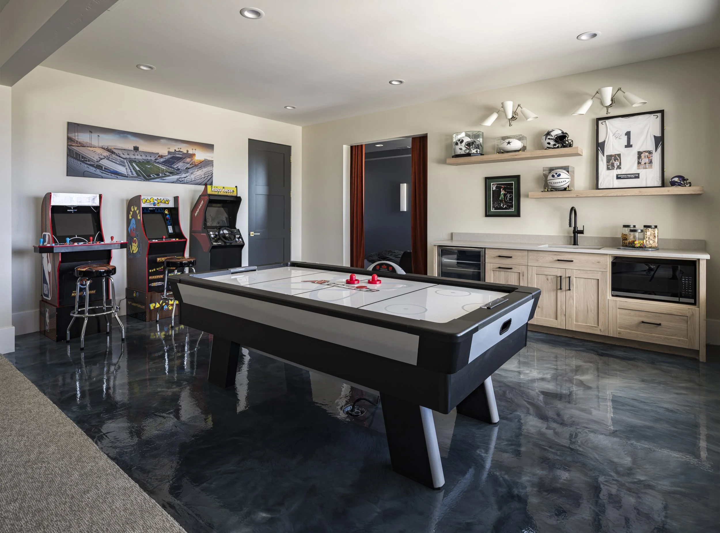 Housley_Gameroom_1226.jpg