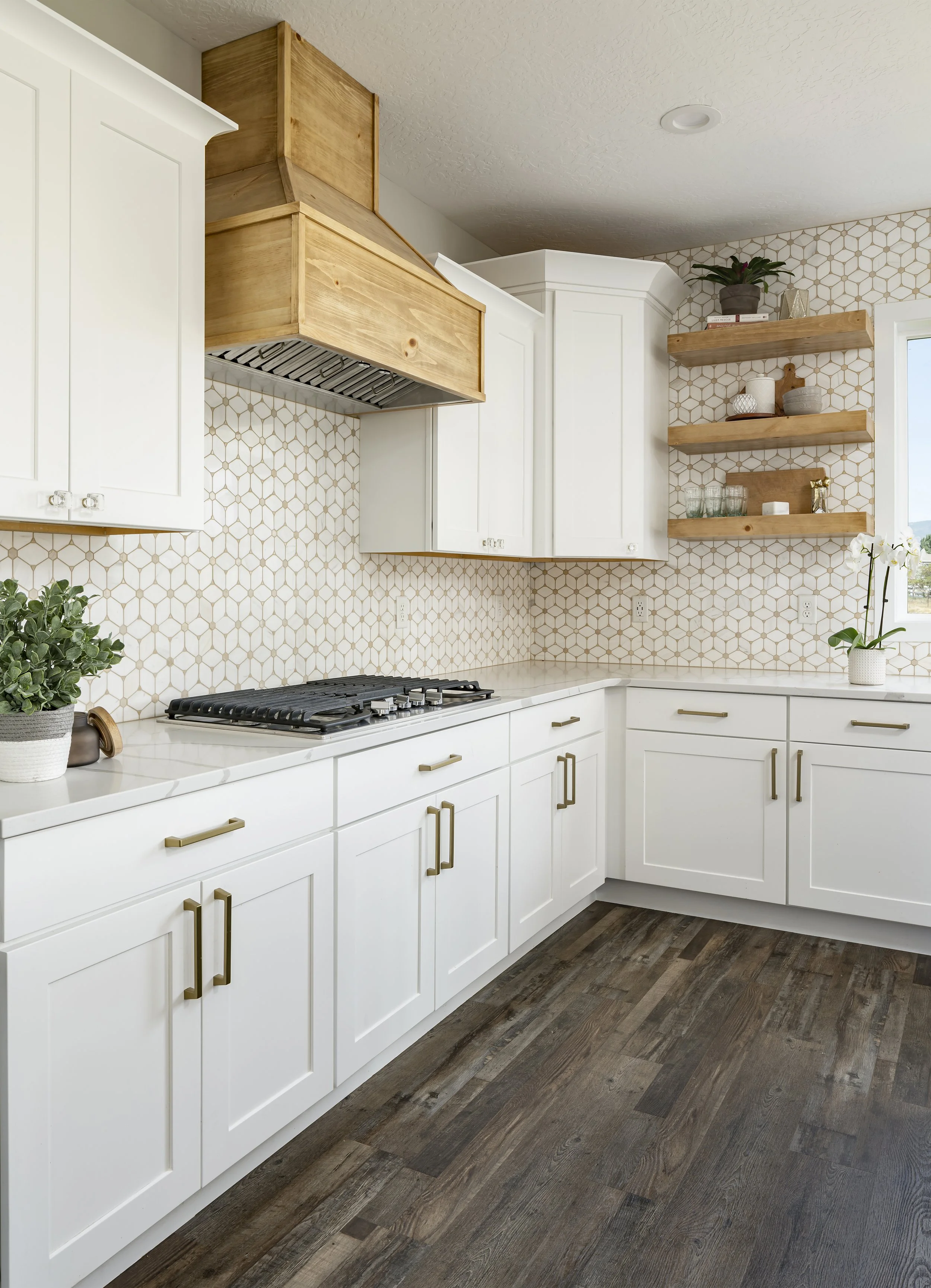 2597Kitchen.jpg