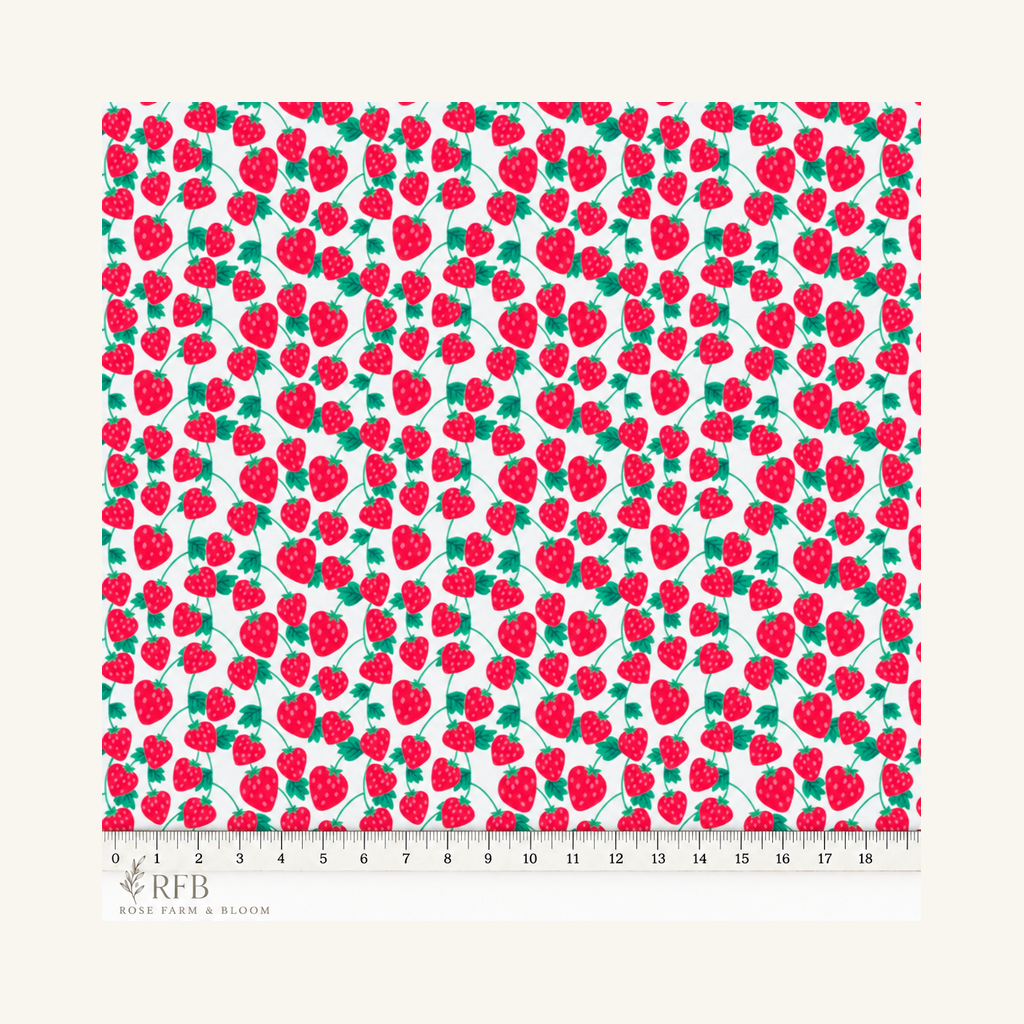 Fabric Editions White Spring Garden Berry Cotton Fabric - fabric motif scale reference