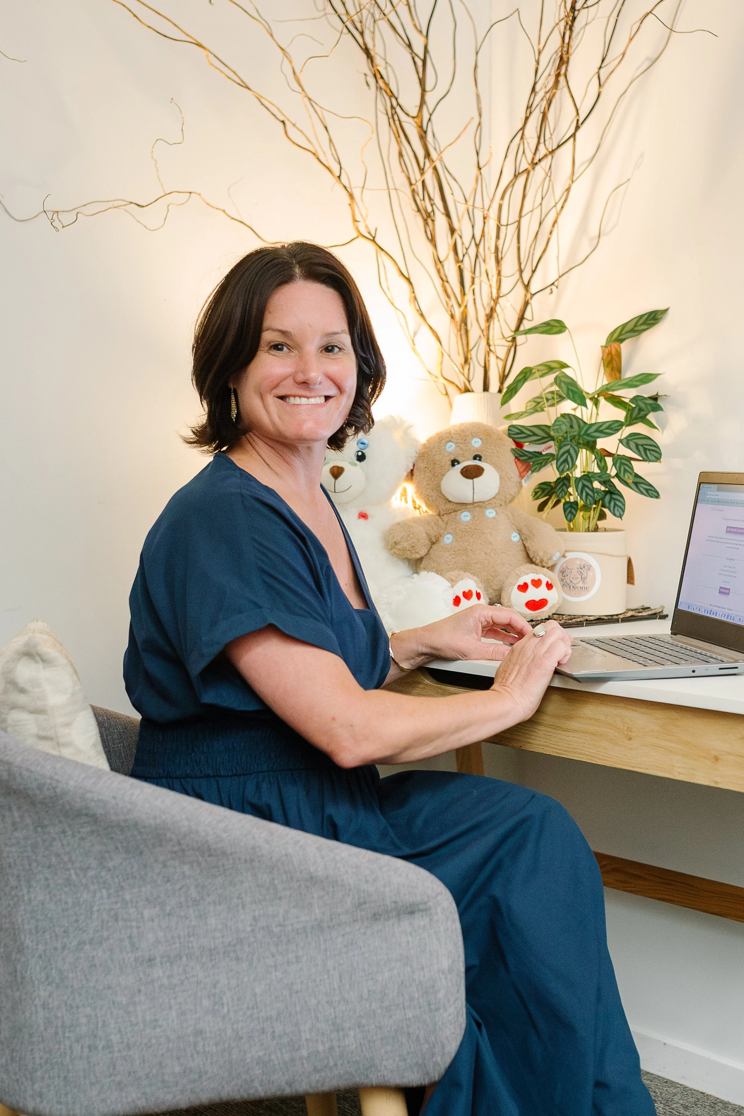 Natalie Vines - Divine EFT & Wellness Working