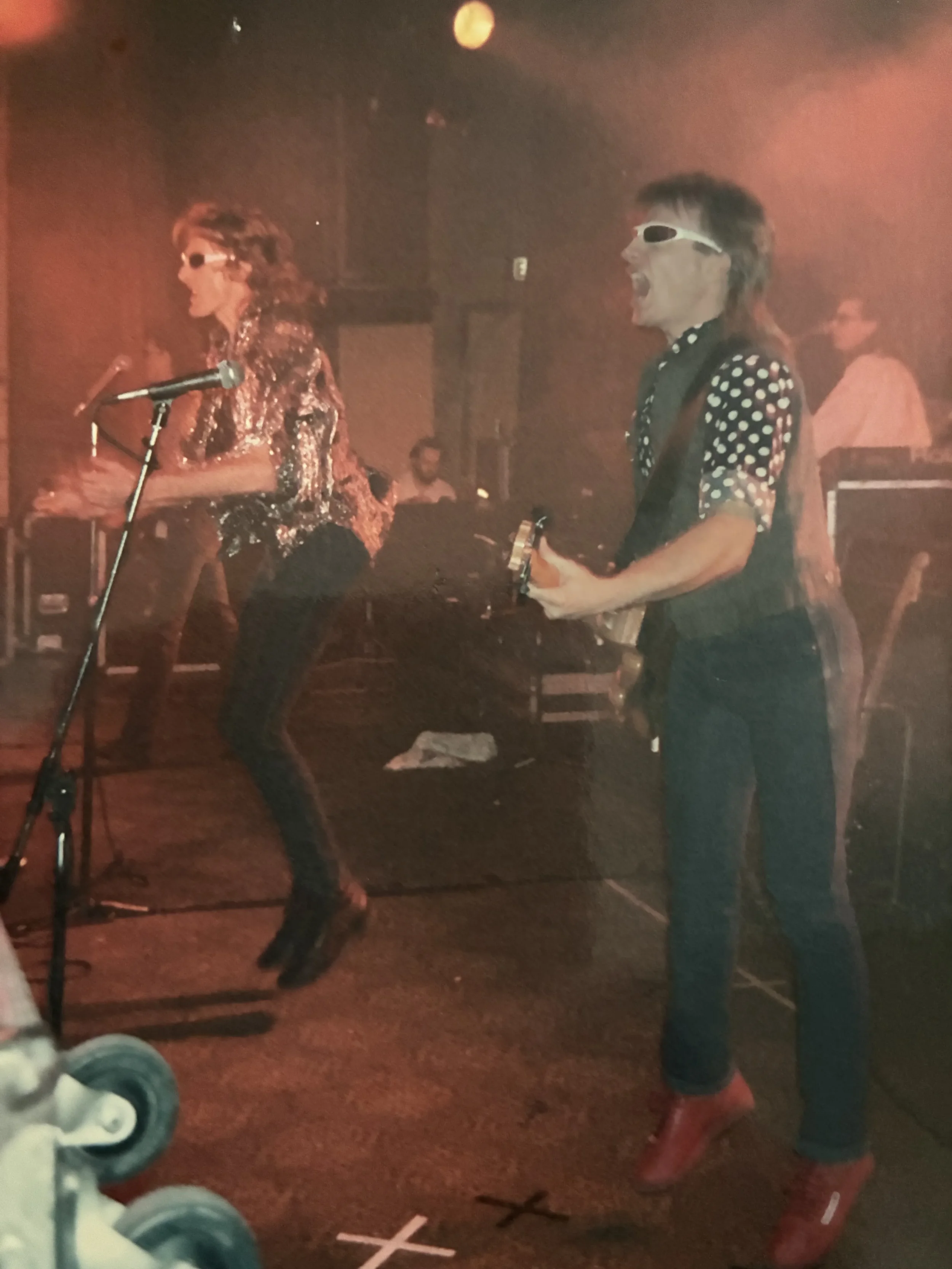 Brian lead singer of The Radiators with Fess bassist and keyboardist Brendan Callinan performing live.