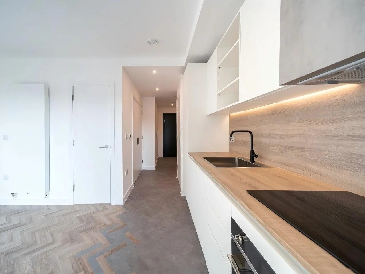 Open-plan living & kitchen