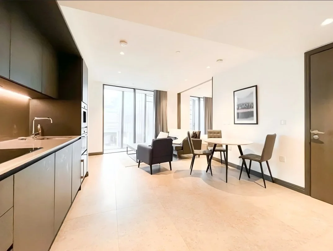 one-blackfriars-se1-05-g-living-kitchen.jpg