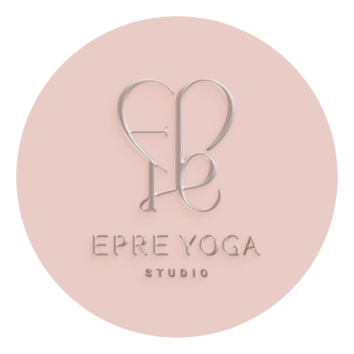 핑크색 원형 배경에 심장을 형상화한 로고와 'EPRE YOGA STUDIO'라는 텍스트가 있는 로고 이미지.