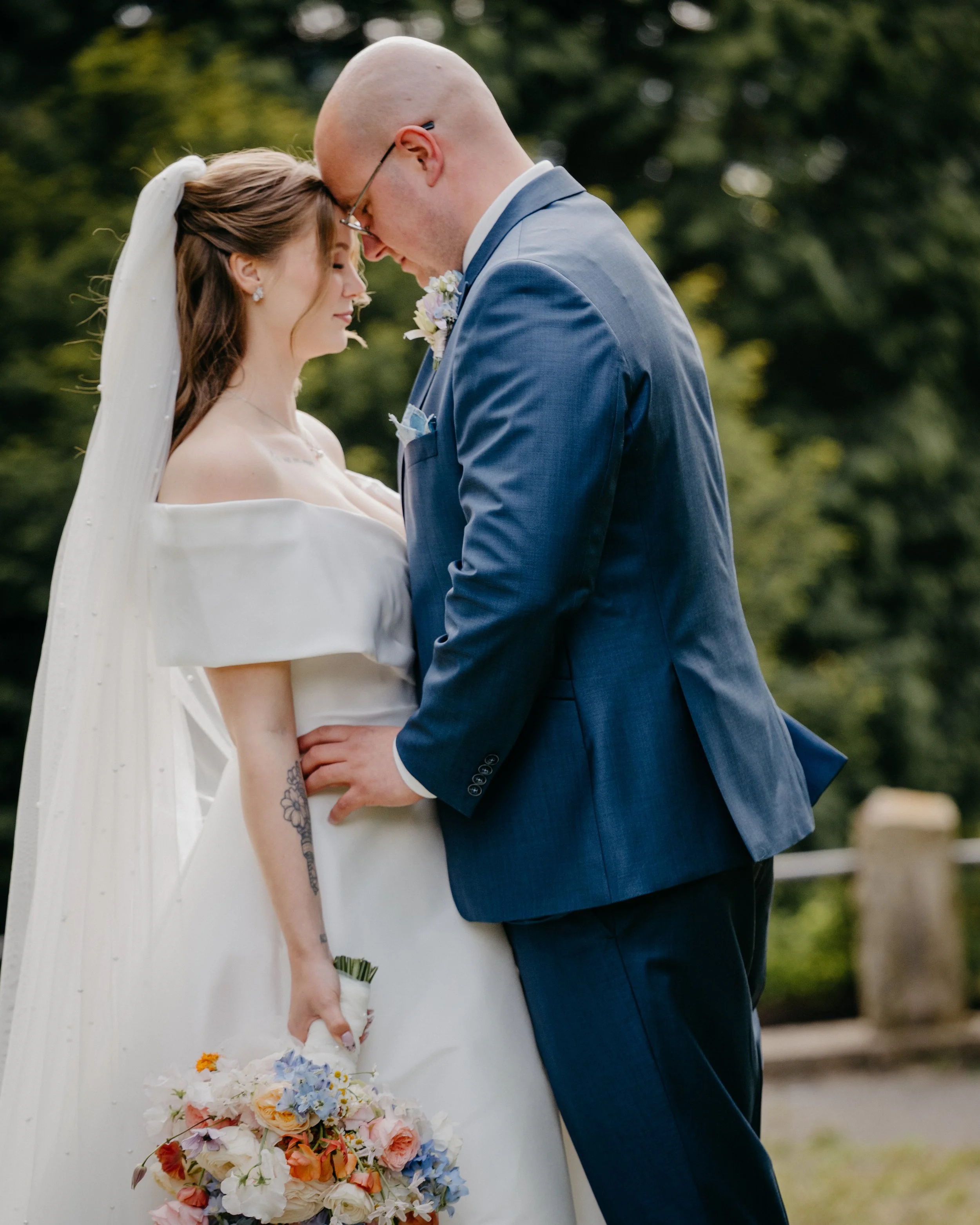 Hochzeitsfotos aus dem Berggasthaus Niedersachsen. Hochzeitsfotograf Braunschweig Hannover Peine Celle Gifhorn Helmstedt Goslar Lucklum Hochzeitsfotografie nikis-fotos.de