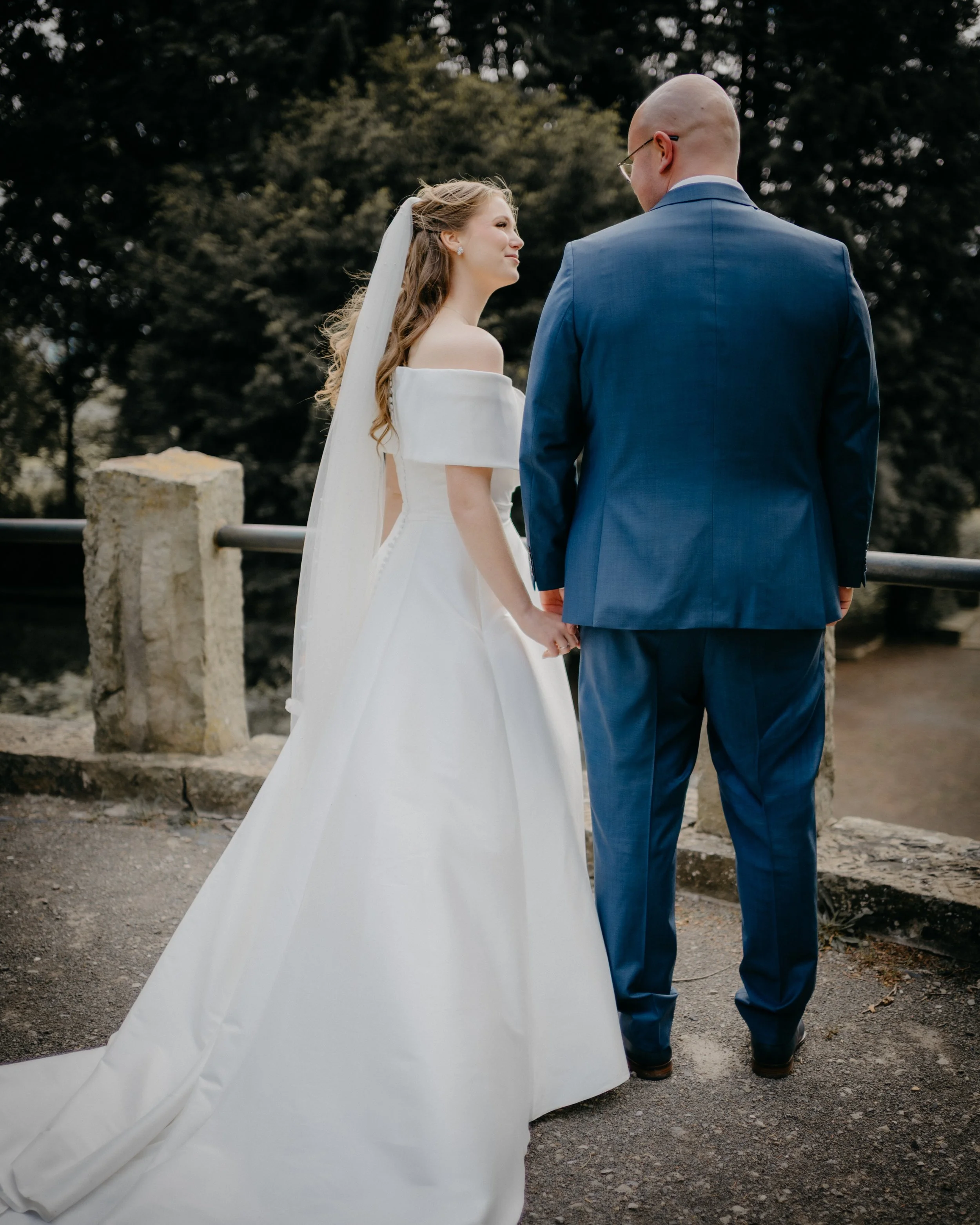 Hochzeitsfotos aus dem Berggasthaus Niedersachsen. Hochzeitsfotograf Braunschweig Hannover Peine Celle Gifhorn Helmstedt Goslar Lucklum Hochzeitsfotografie nikis-fotos.de